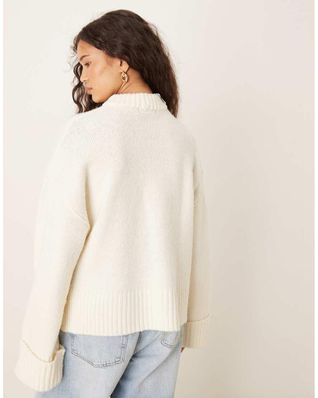 Gina Tricot White Relaxed Crew Neck Folded Sleeve Knitted Sweater