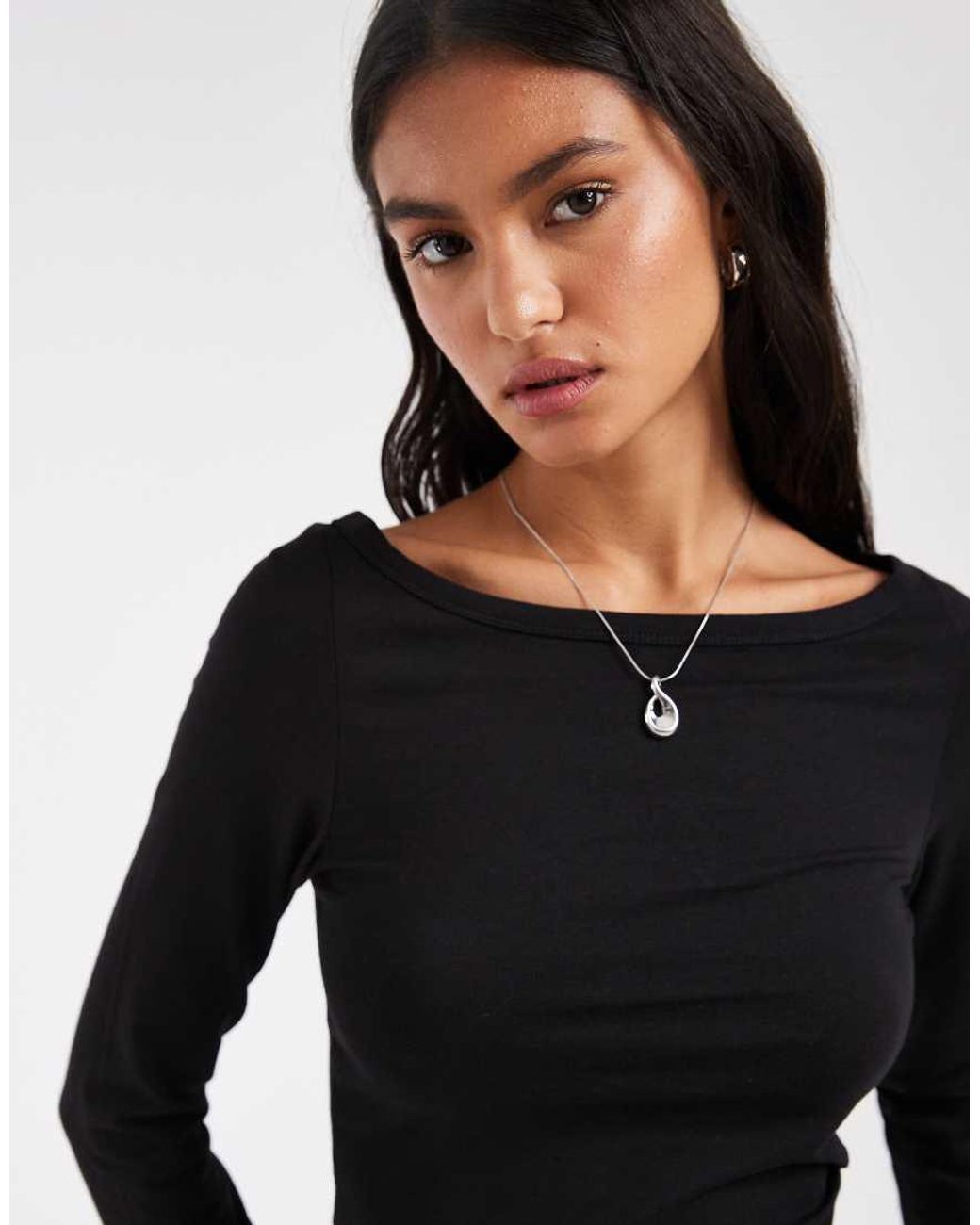 Pieces Black Boat Neck 3/4 Sleeve Top