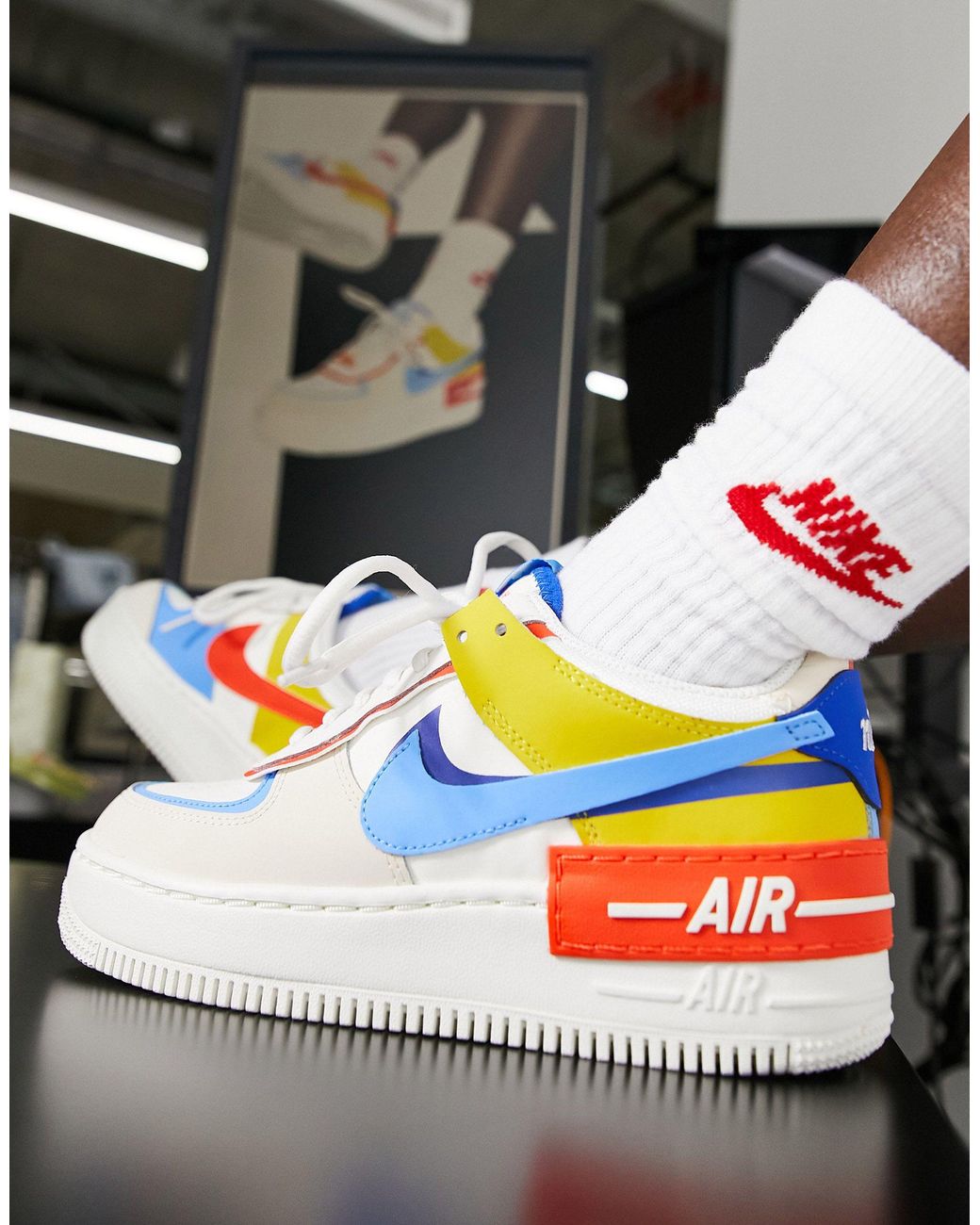 Nike air force bianche e arancioni hot sale
