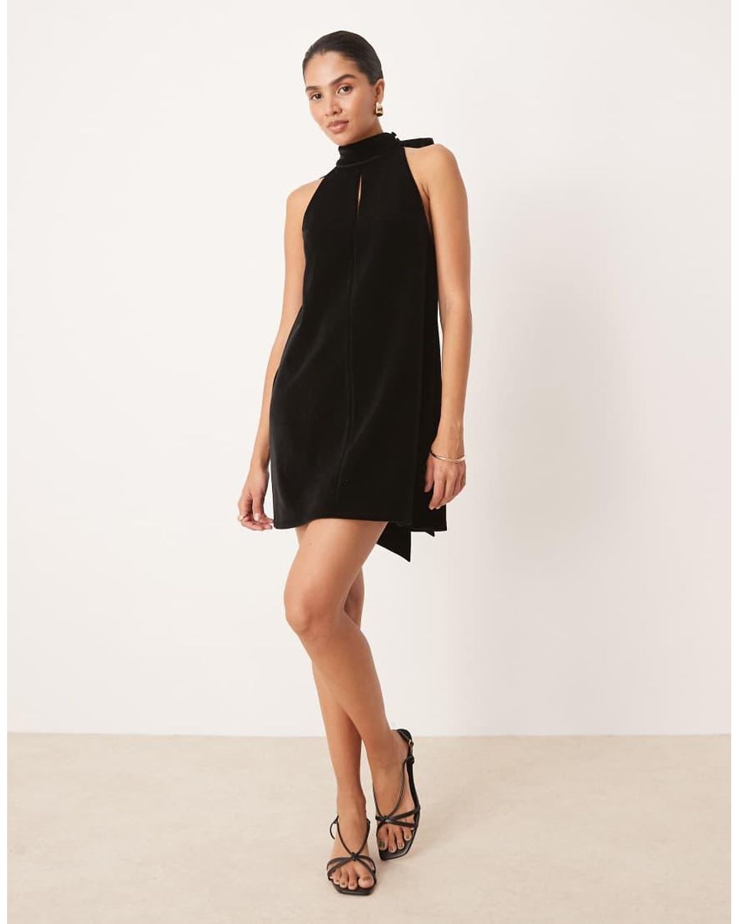Pretty Lavish Black Bow Velvet Mini Dress