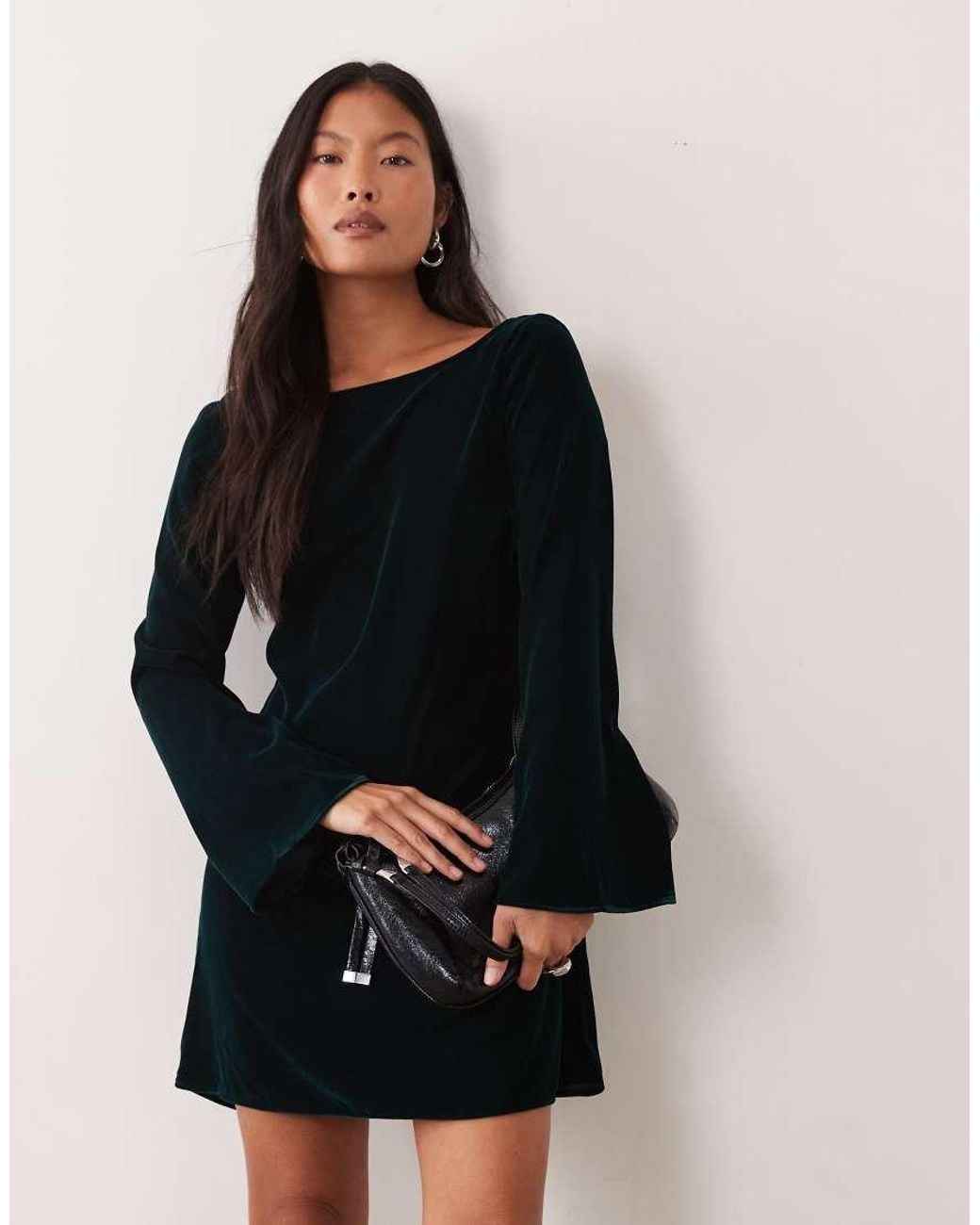 Nobody's Child Petite Black Joelle Open Back Tie Detail Long Sleeve Velvet Mini Dress