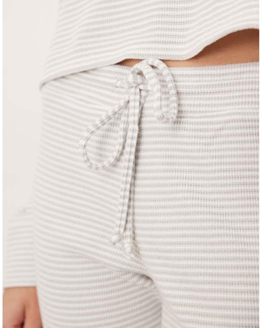 Hollister Natural Gilly Hicks Mid Rise Flare Cosy Waffle Trousers Co-Ord
