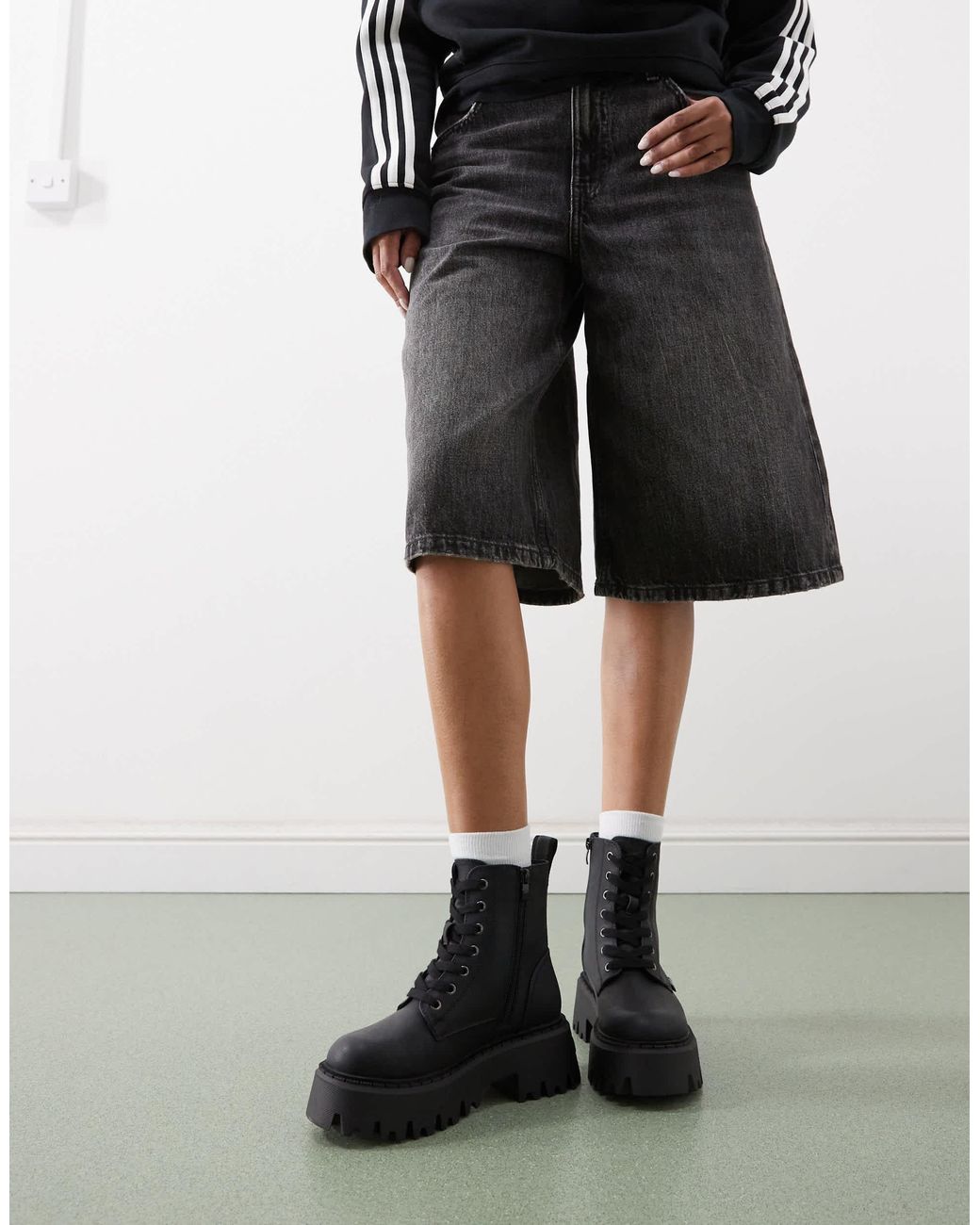 Buffalo Black Fur Lined Boot