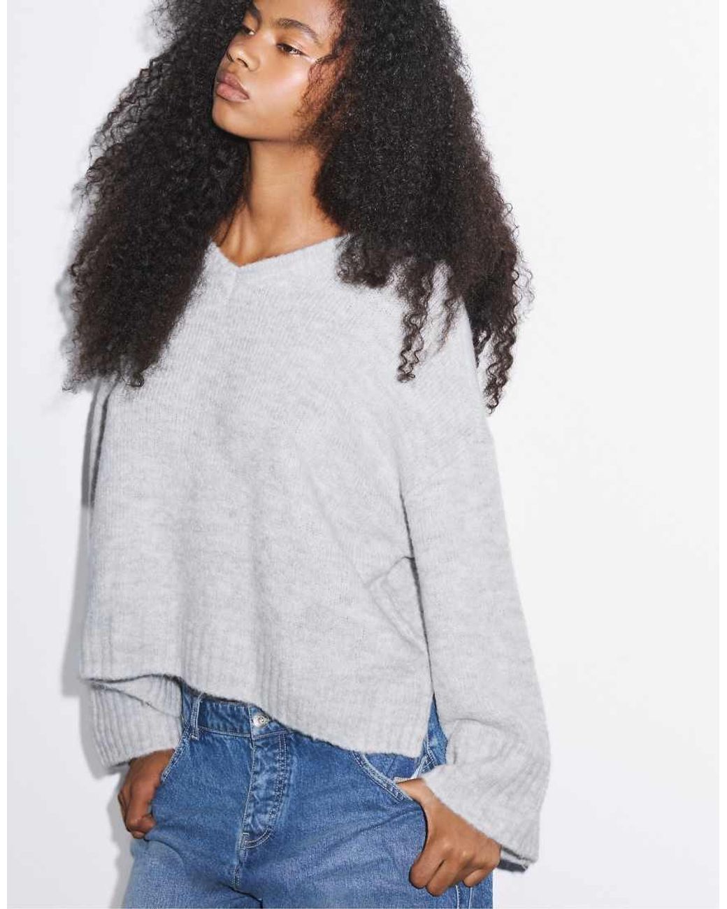 Stradivarius Blue V-neck Knit Sweater