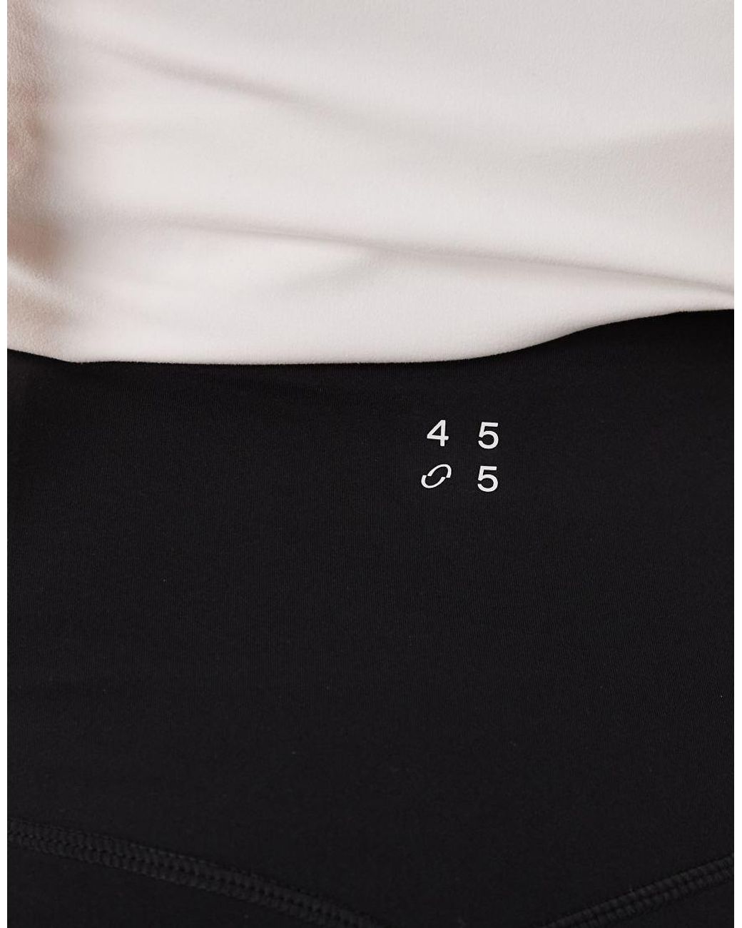 4505 Hourglass in het Black