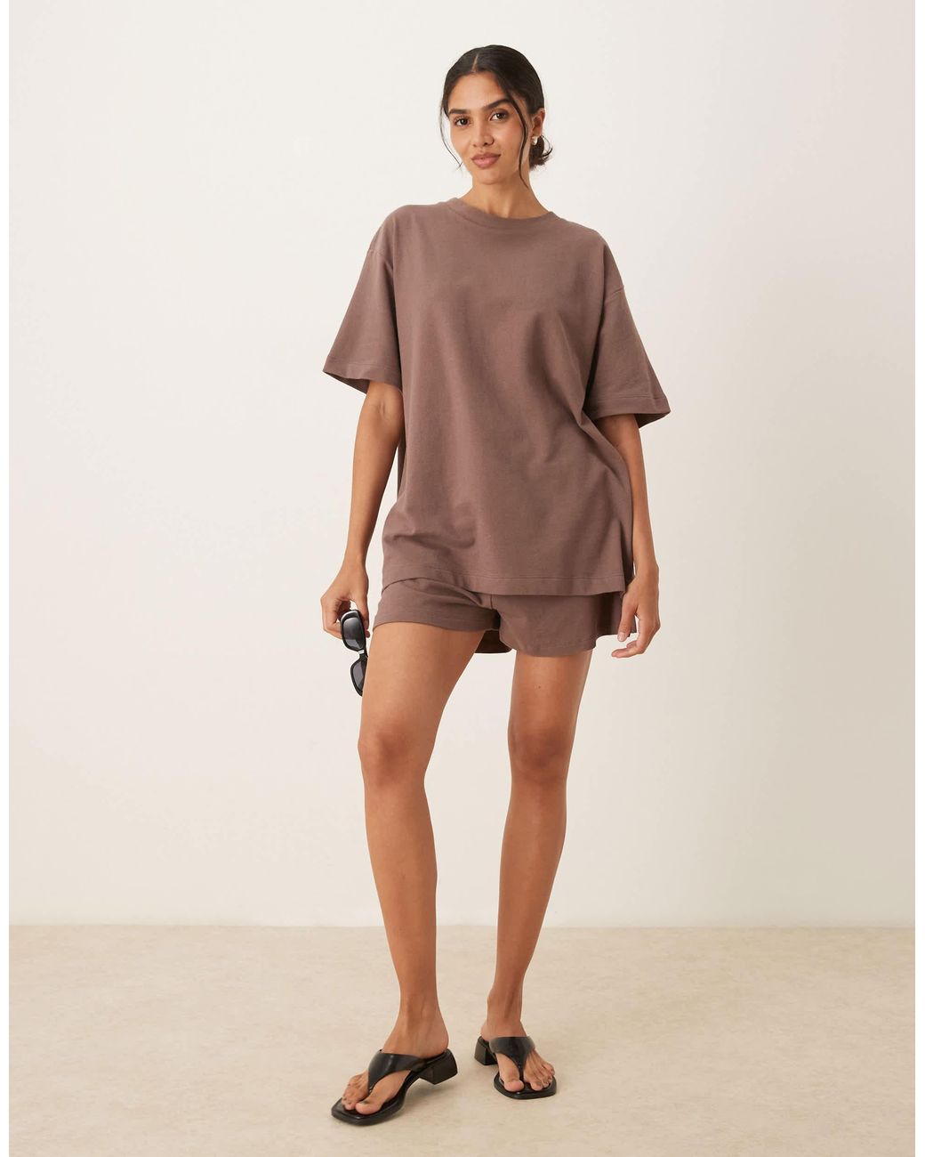 ASOS Brown – strukturiertes oversize-t-shirt aus strick