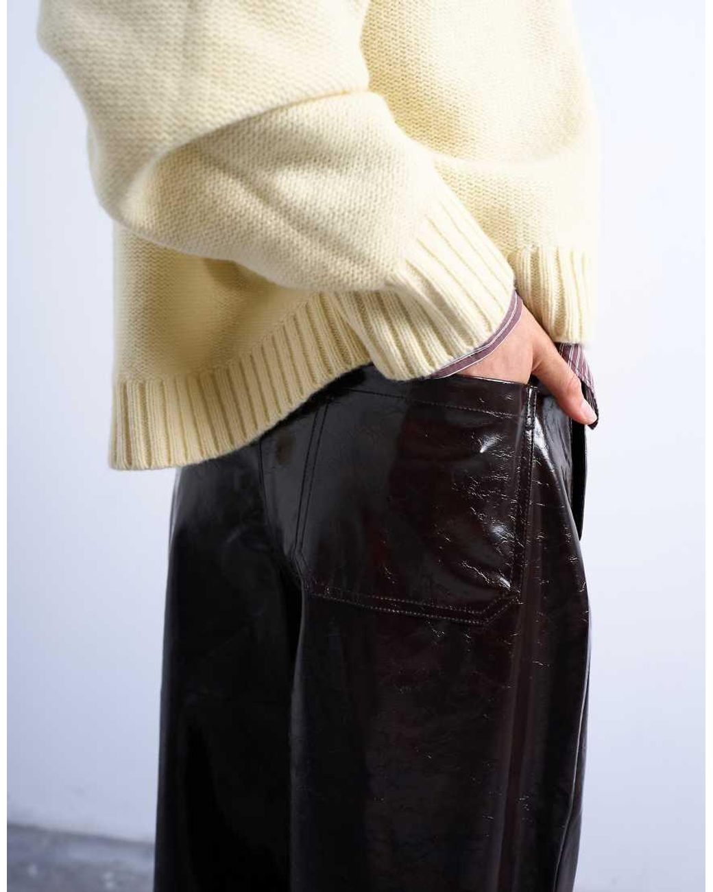 TOPSHOP White High Shine High Waist Faux Leather Pleated Straight Leg Trouser
