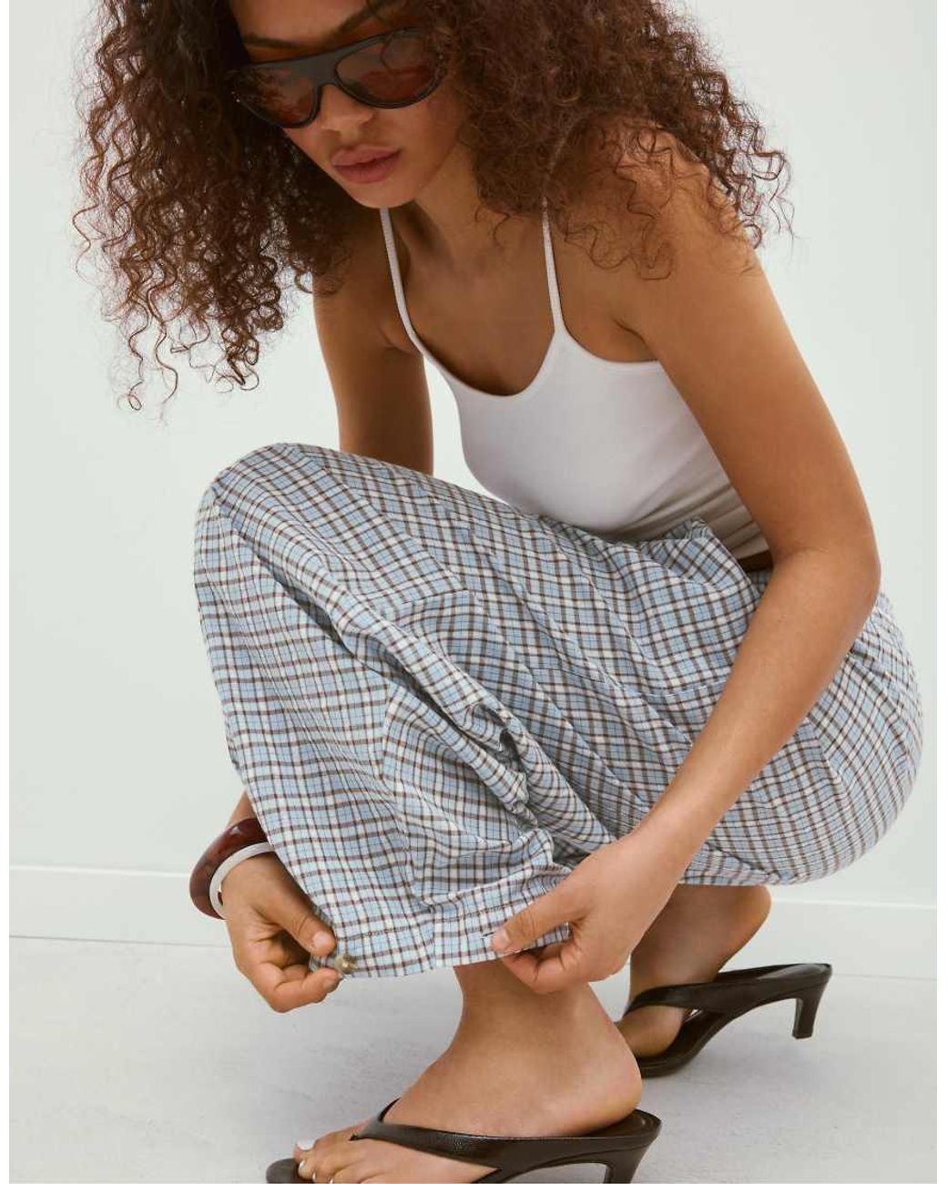 Stradivarius White Flowing Barrel Check Trousers