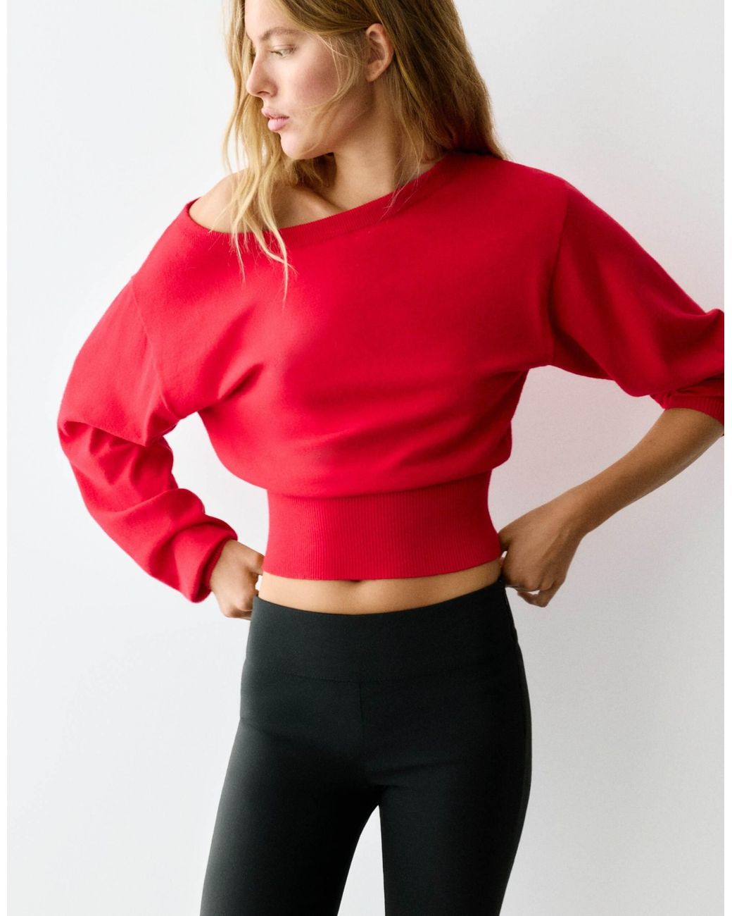 Pull&Bear Red Pullover mit asymmetrischem ausschnitt