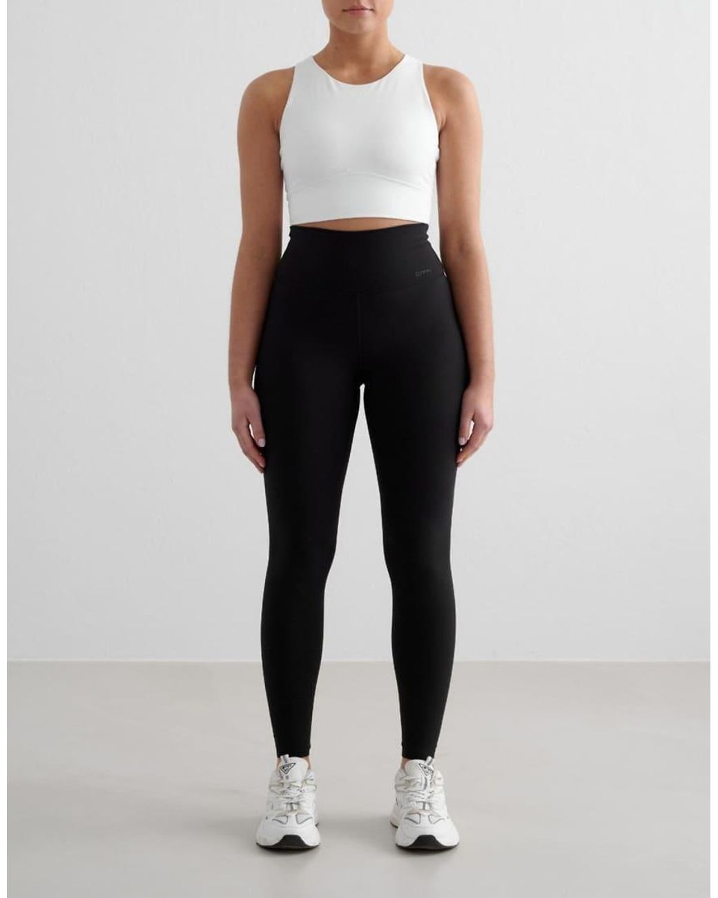 Aim'n White Sense Sports Bra