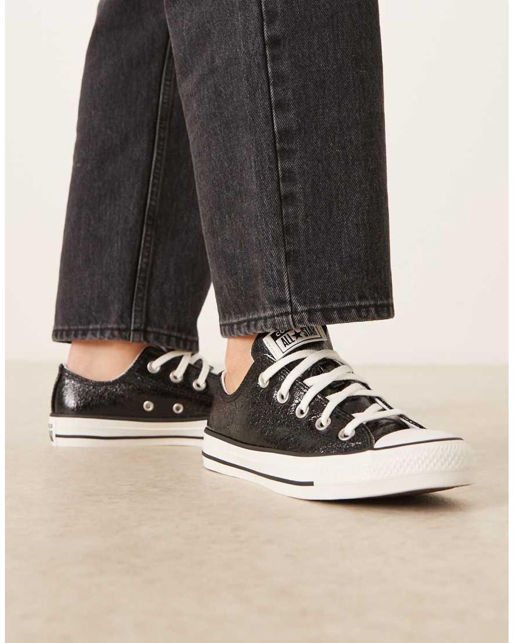 Converse Black Chuck Taylor All Star Ox Trainers