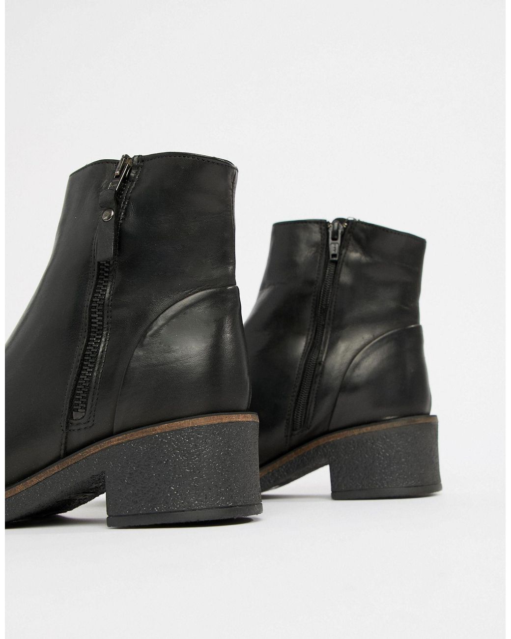 ALDO Leather Flat Ankle Boots in Black 