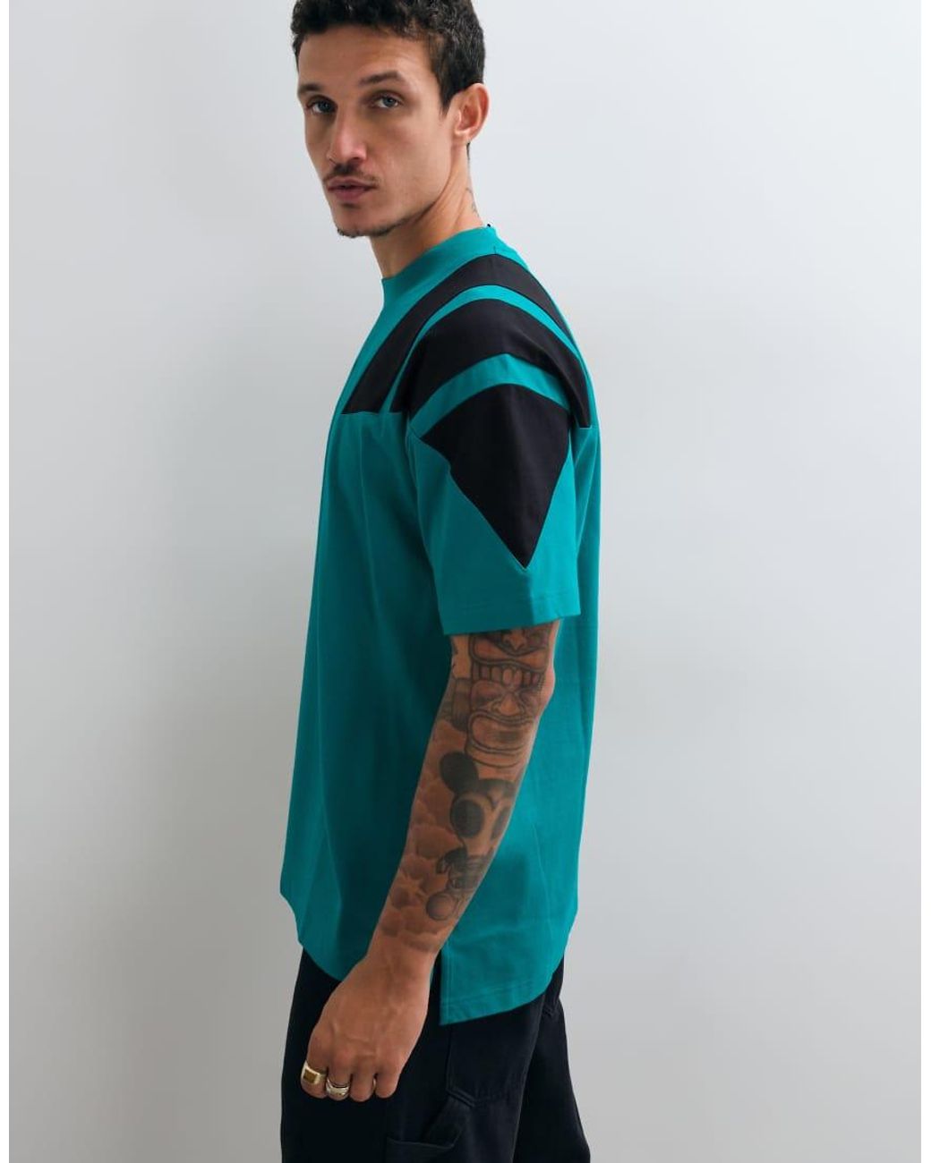 Adidas Originals Blue Adidas Football Liverpool 26/27 Eqt T-Shirt for men
