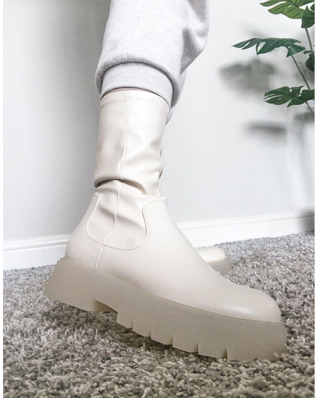 Stivali a calza di Bershka in Bianco | Lyst