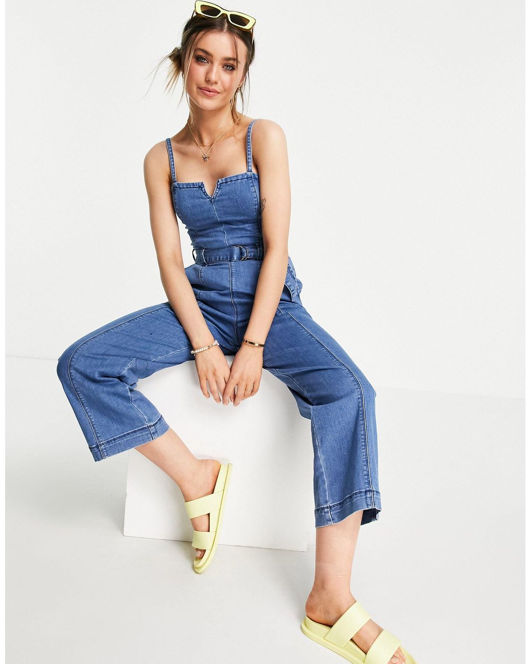 Tuta jumpsuit di jeans indaco con spalline di Hollister in Blu | Lyst