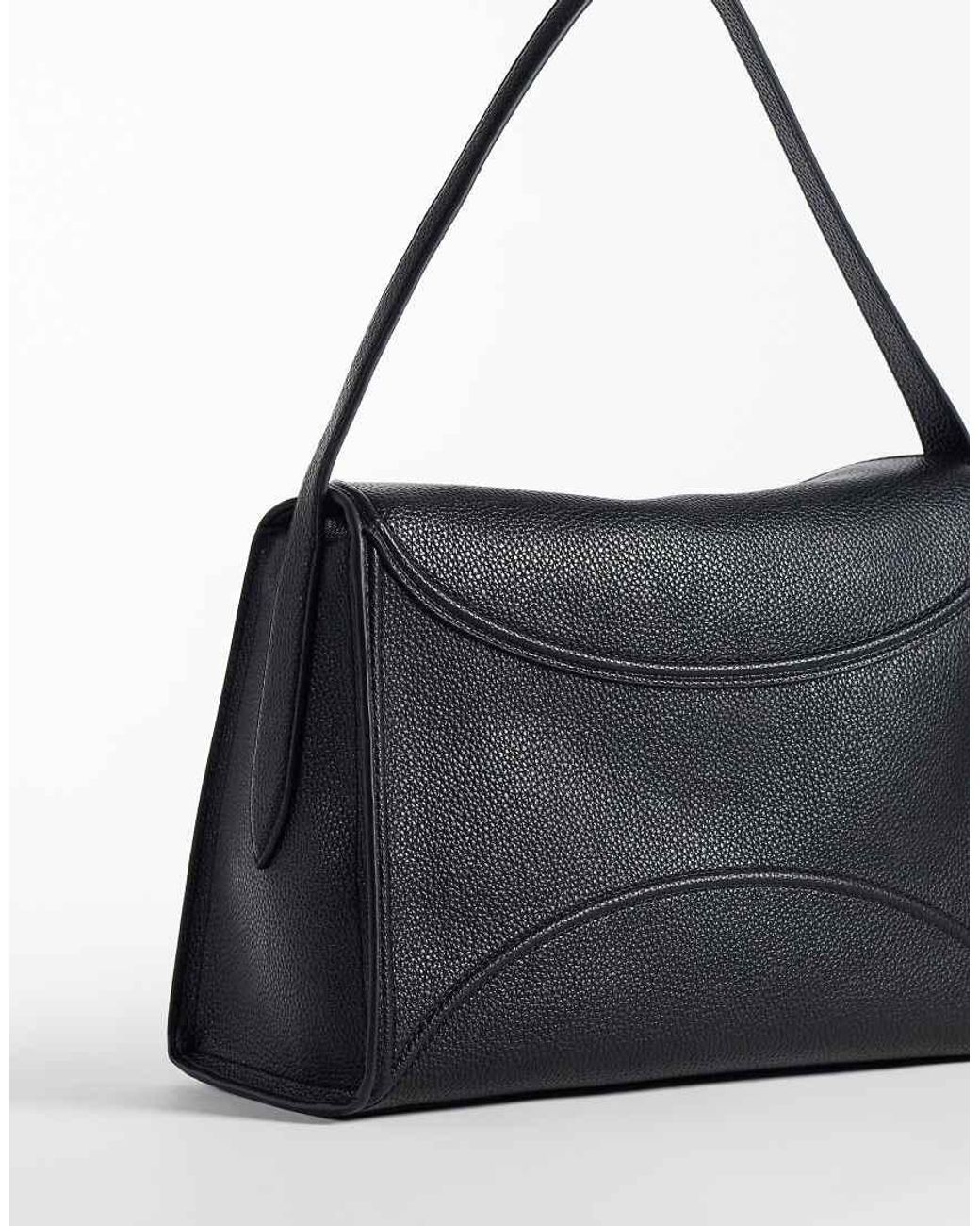 Borsa A Spalla Con Patta Nera di Lacoste in Black