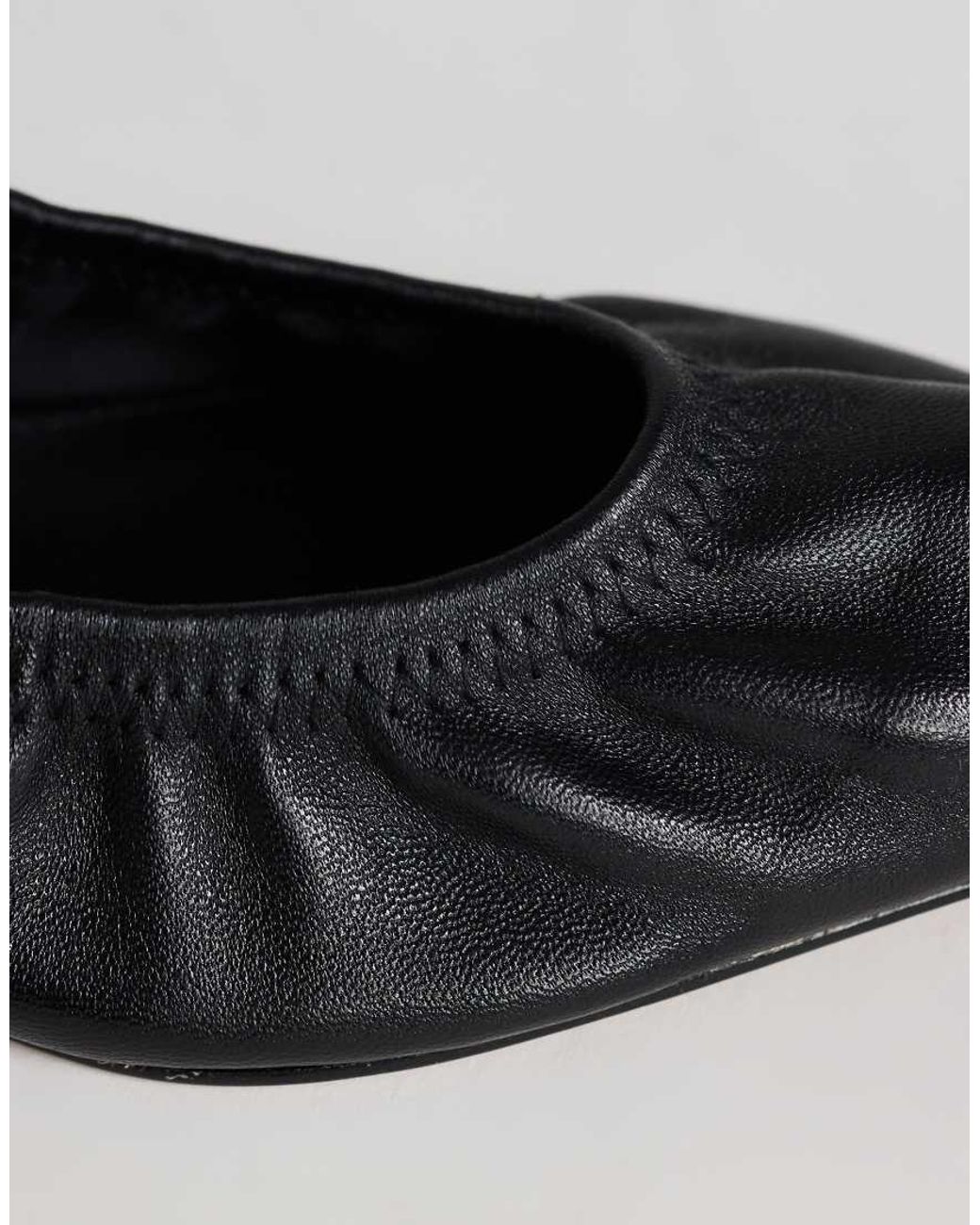 TOPSHOP Black Arizona Real Leather Ruched Kitten Heel Court