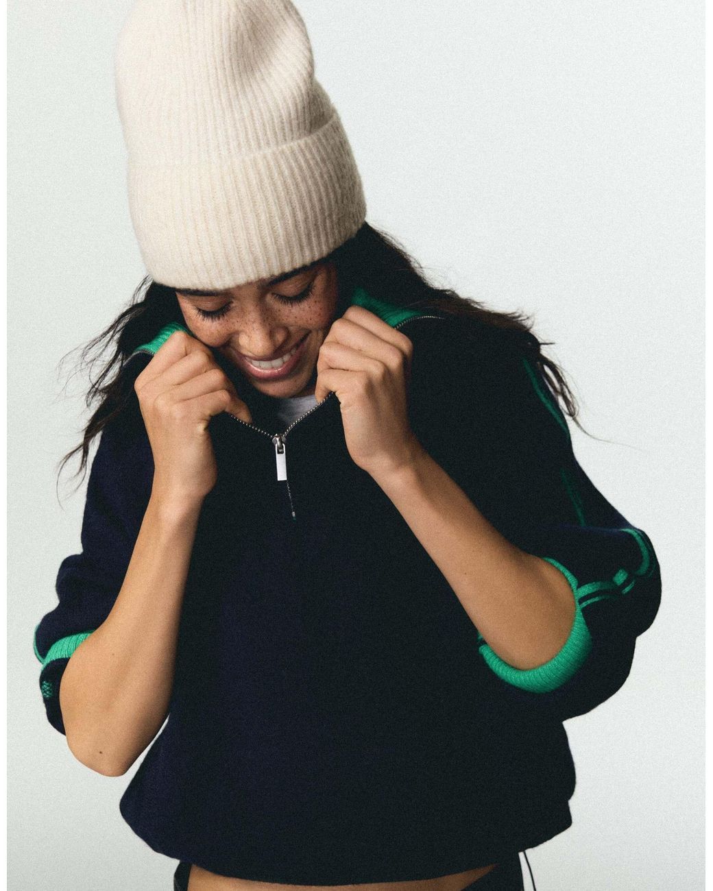 Bershka Black Gerippte strickmütze
