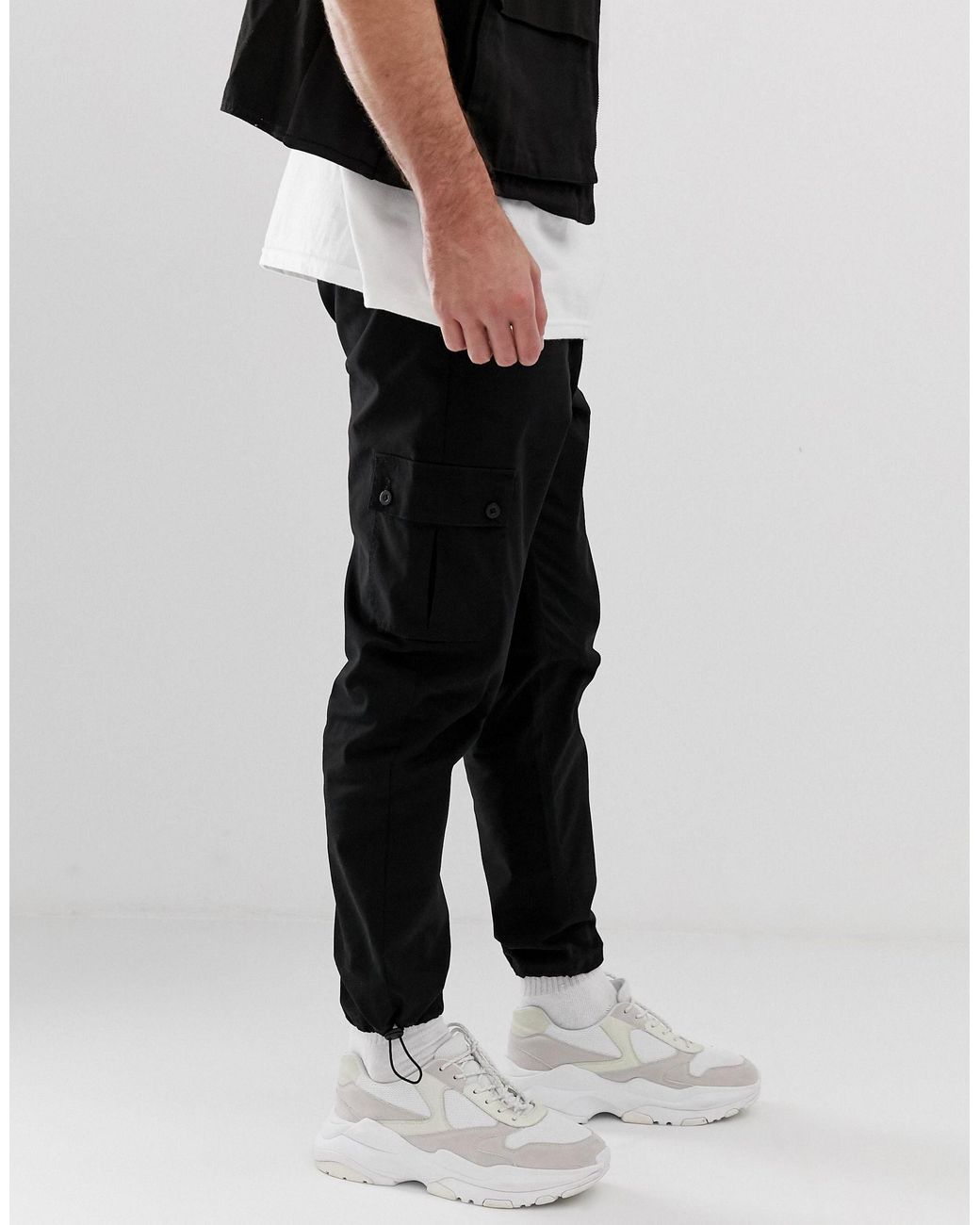 black cargo pants tapered