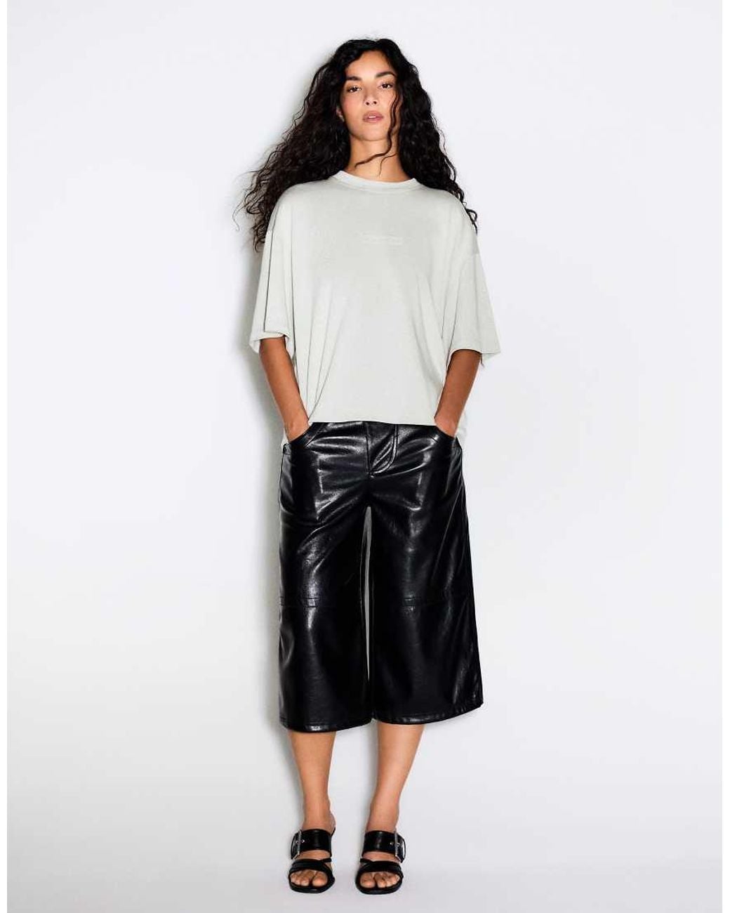 Bershka White Short Sleeve Oversize T-shirt