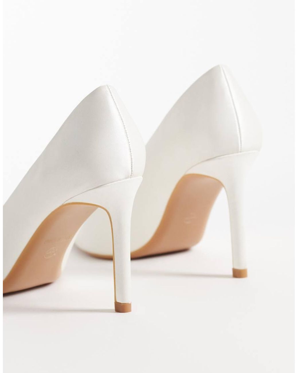 SEQWL White Petunia Heeled Court Shoe