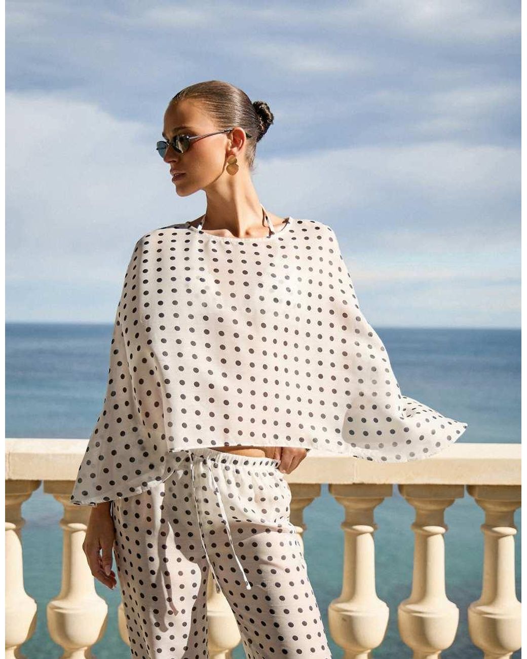 4th & Reckless Blue Sheer Mesh Beach Cape Top
