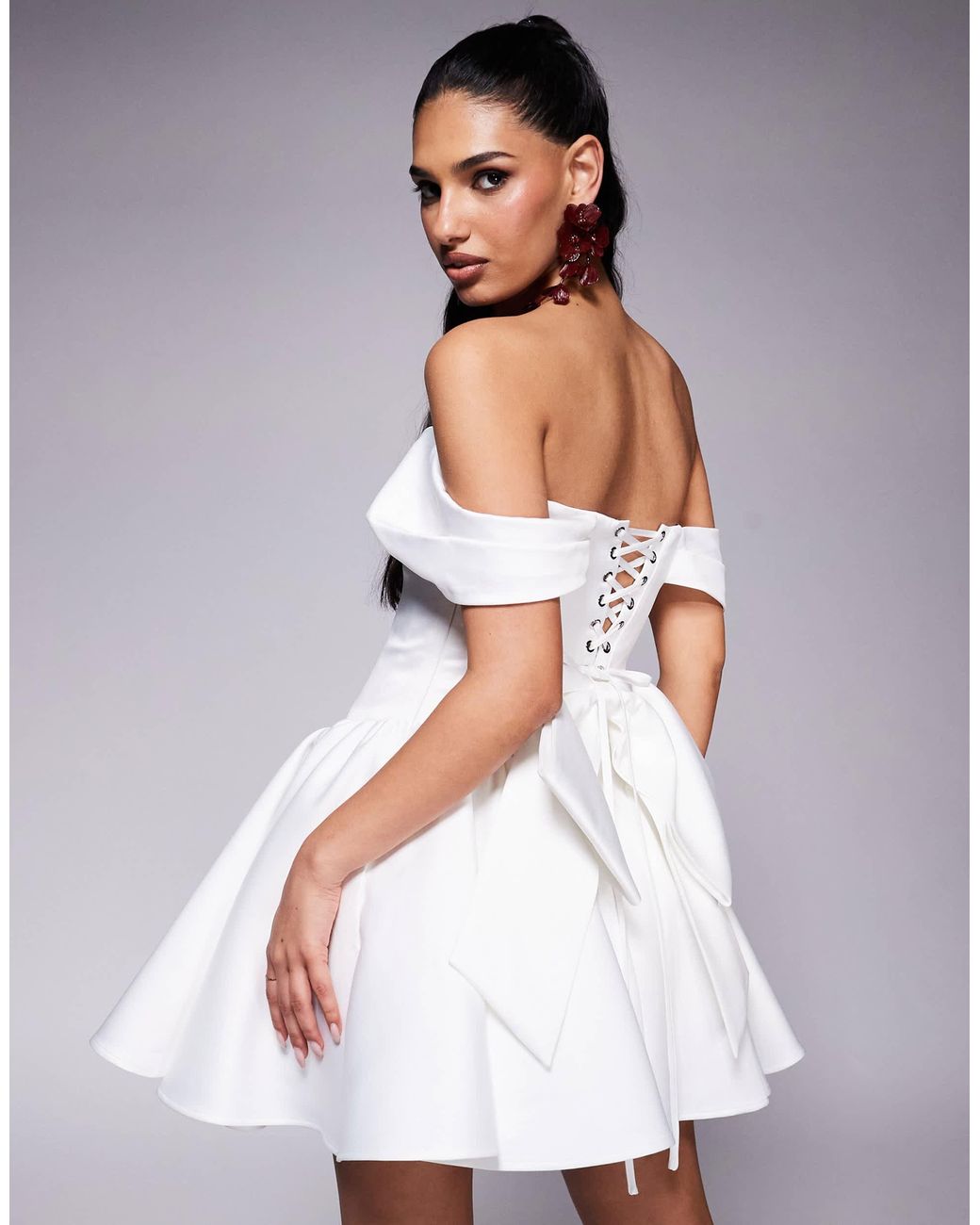 ivory off shoulder wedding dress Ivory Off-Shoulder Wedding Dress with Draped Sleeves and Elegant Train Plus Size Size 6