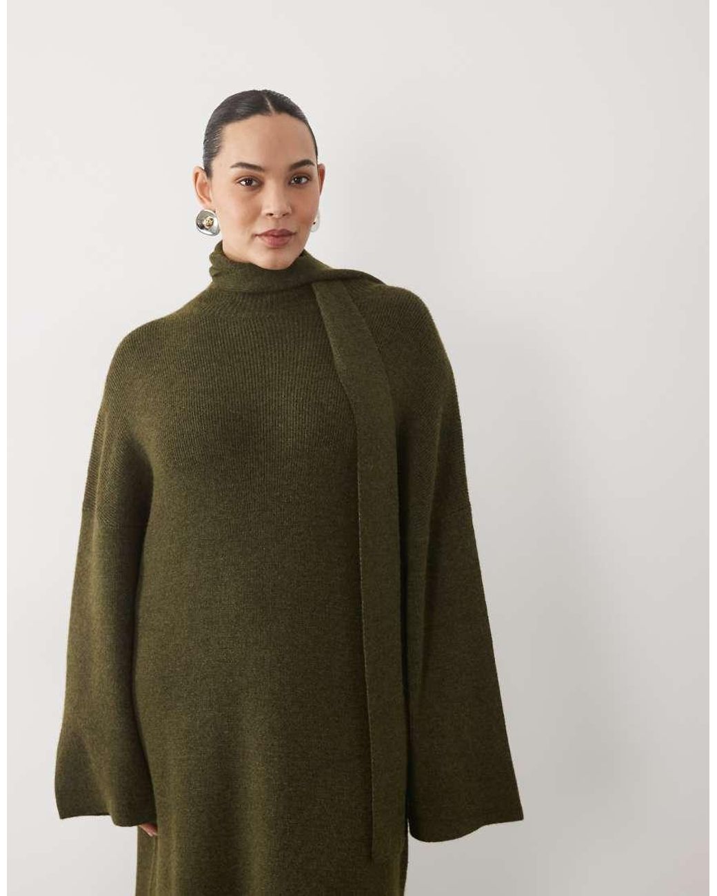 Pretty Lavish Curve Green Knitted High Neck Belted Midi Dress