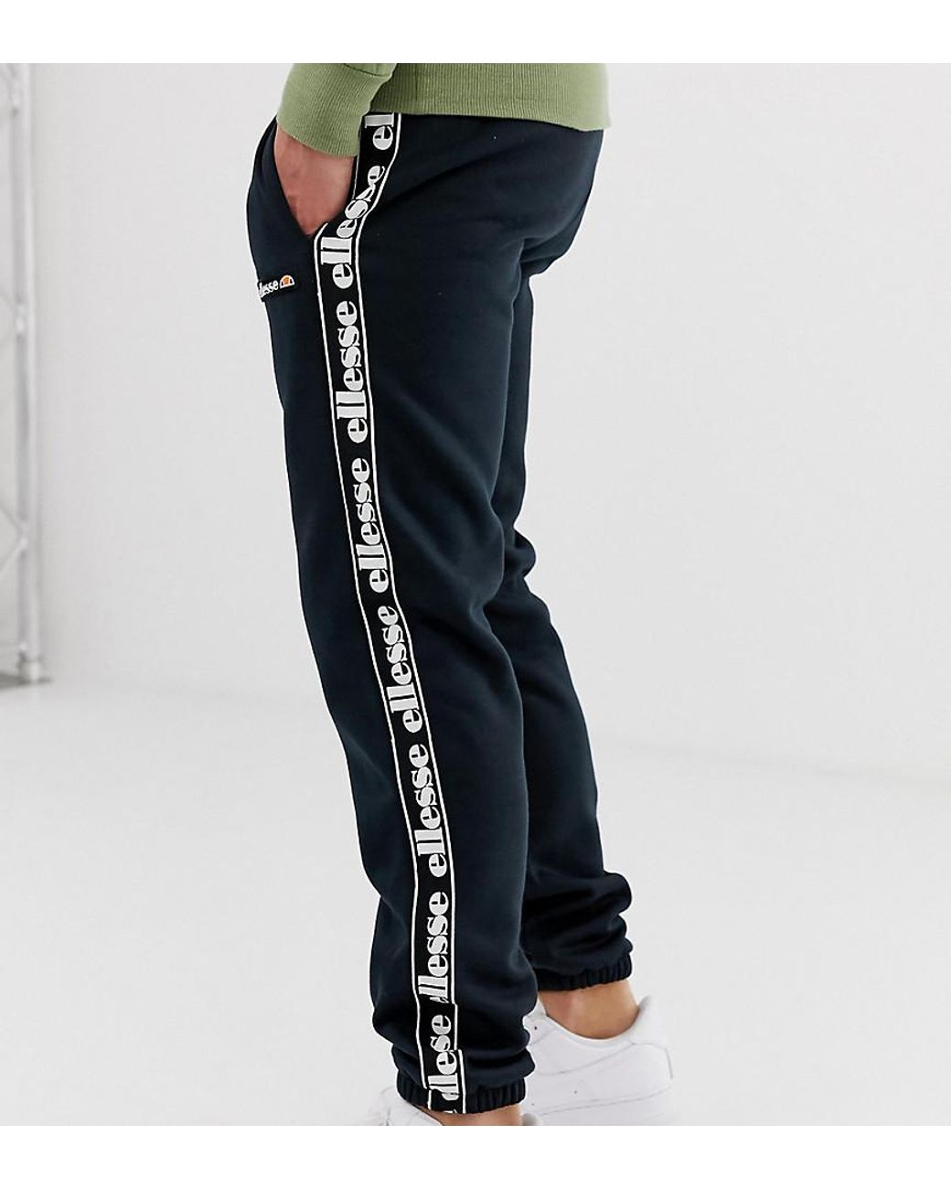 Ellesse Jacopo Schwarze Fleece Jogginghose aus recycelten adidas Originals Jogginghose »SLIM FLEECE PANT« | OTTO