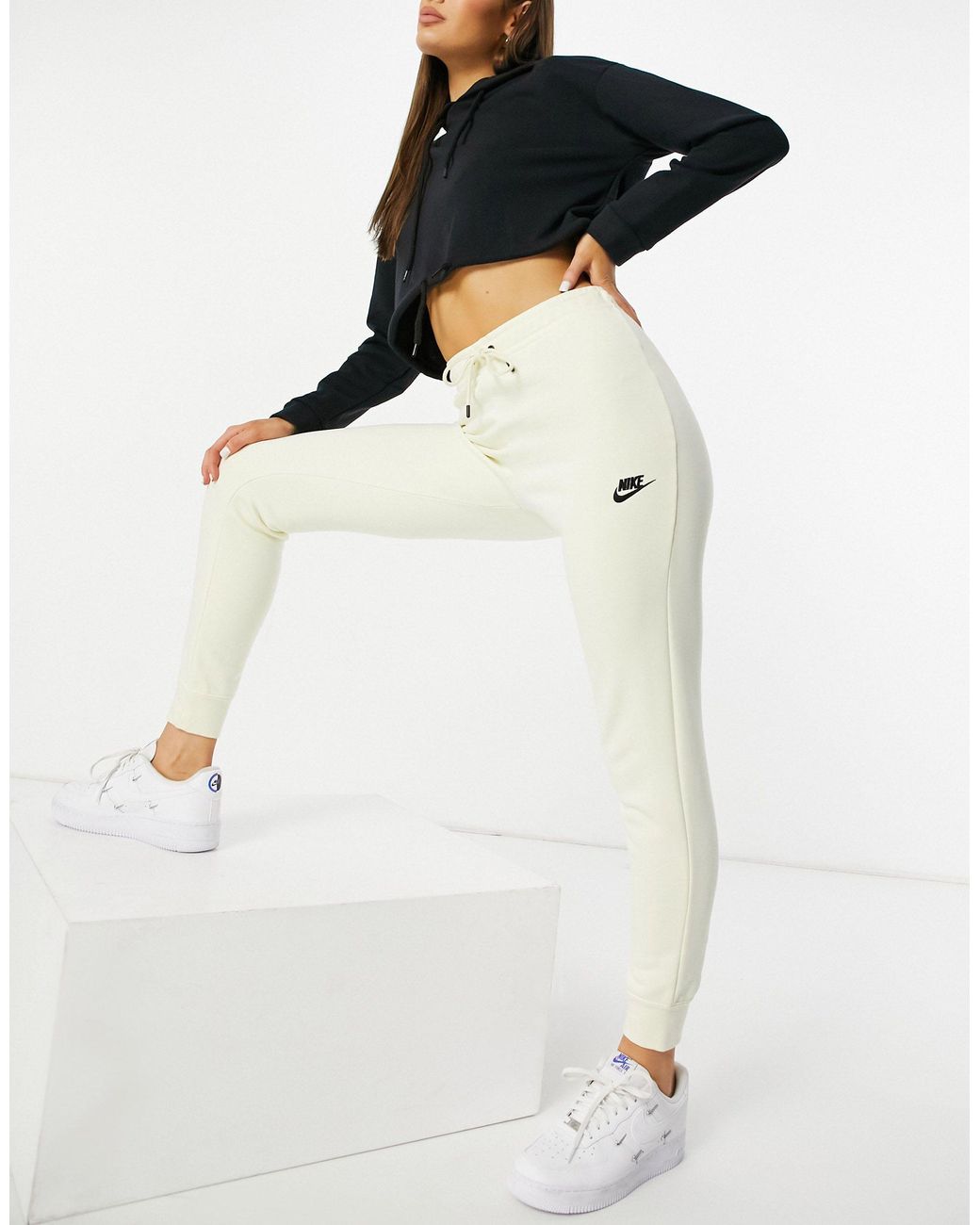 Nike Essential Tight Fit Fleece joggers in White - Lyst
