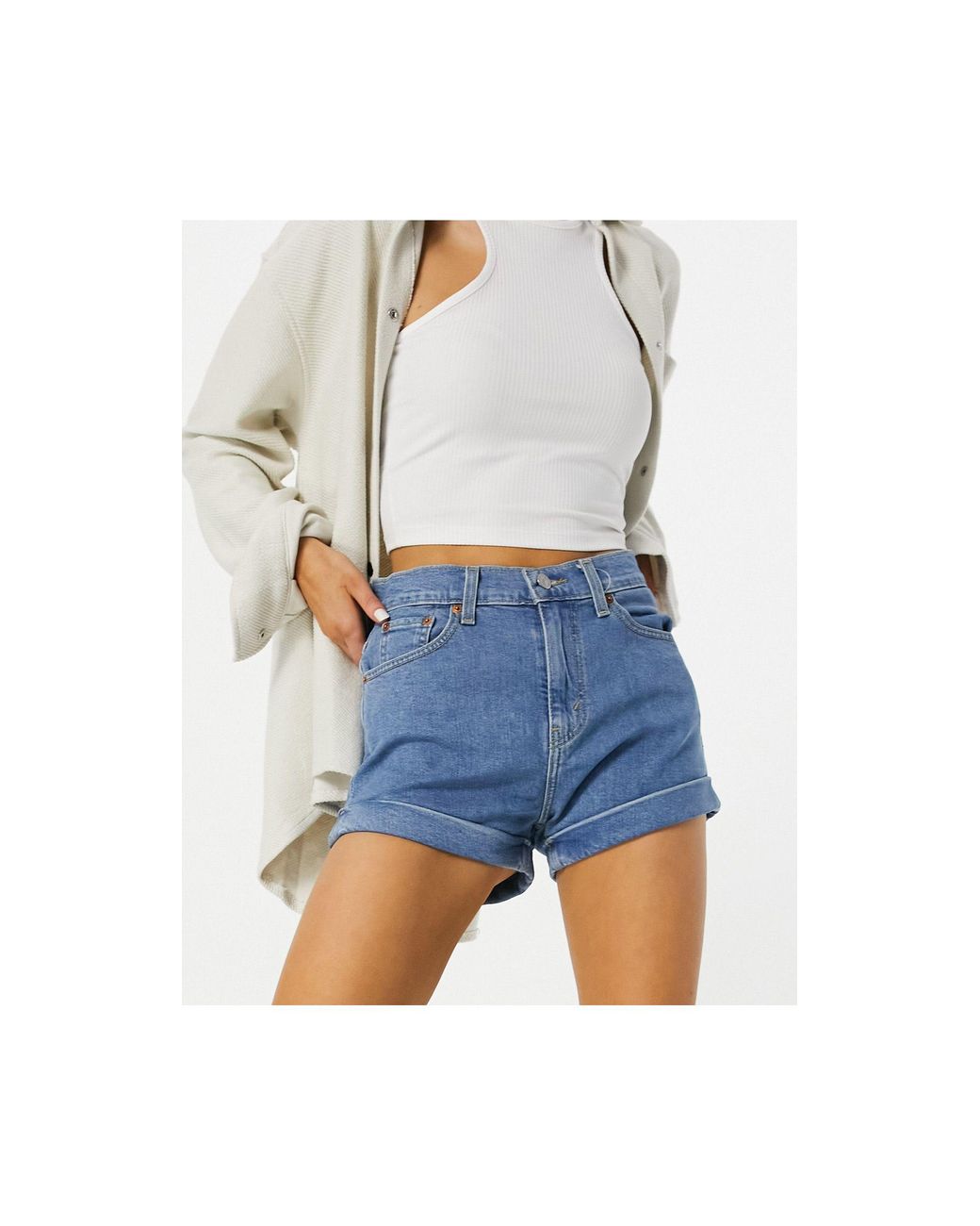 Short mom coupe trapèze Levi's en coloris Bleu | Lyst