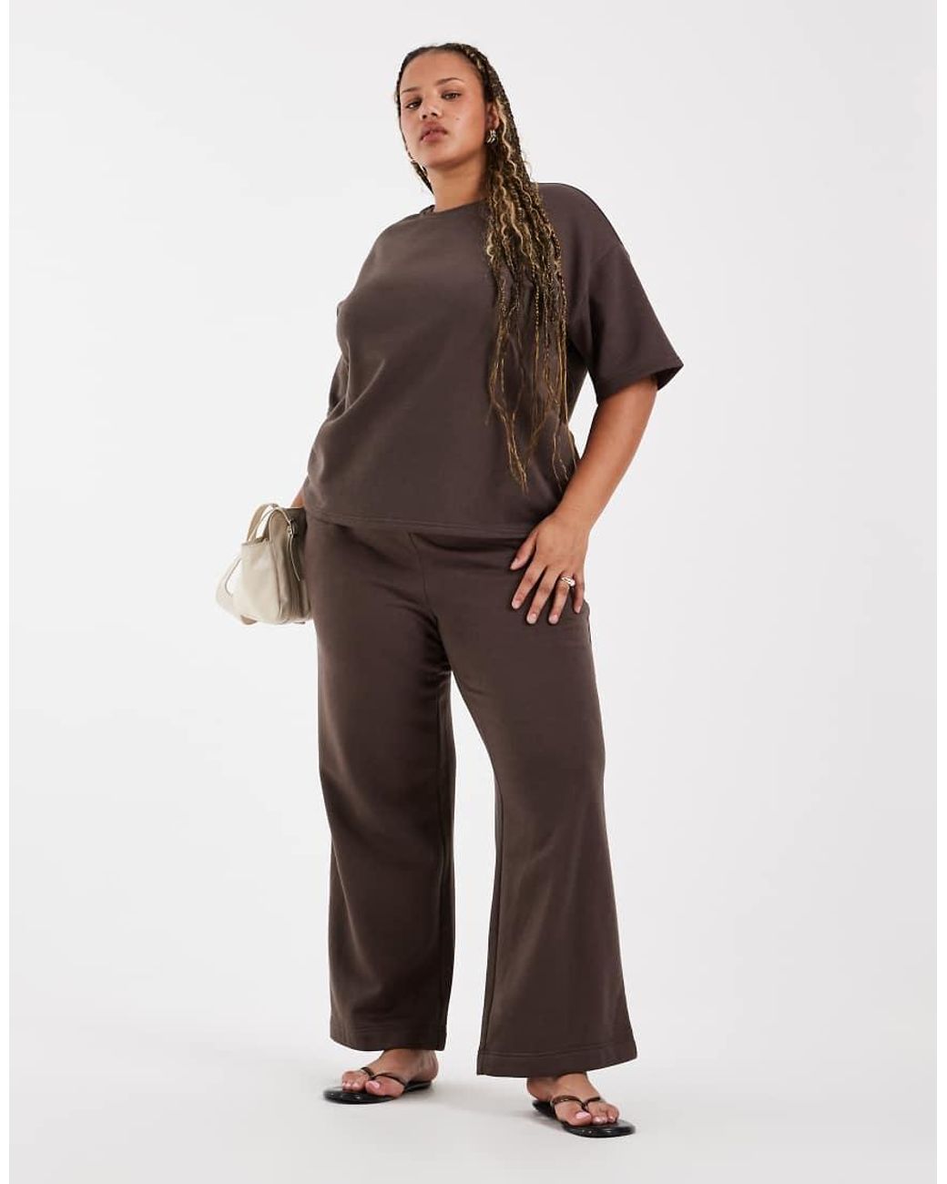 Vero Moda Brown Oversized Sweat T-Shirt Co-Ord