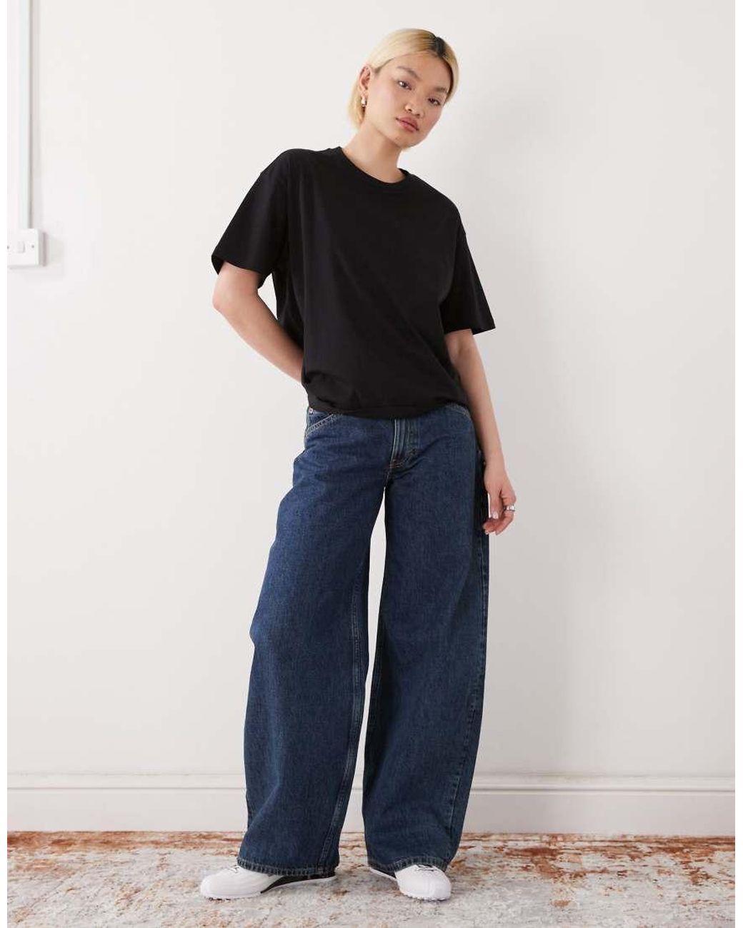 Monki Black Oversized Boxy T-shirt