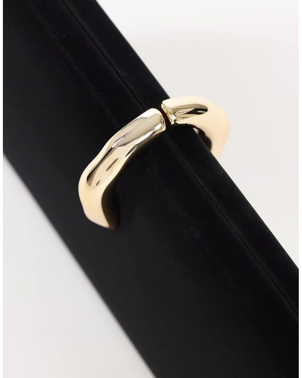TOPSHOP White Jesse Small Clutch Bag With Hardware