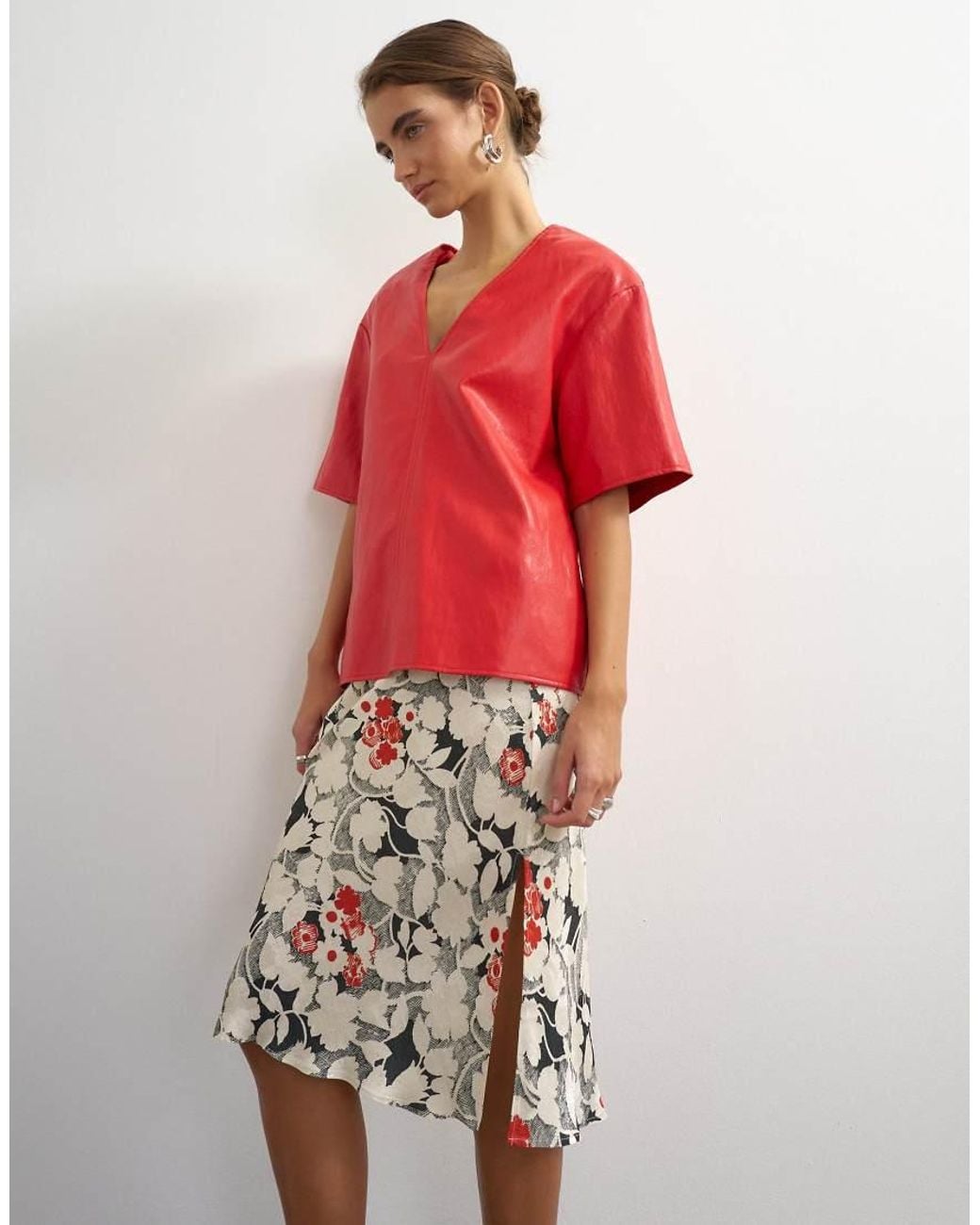 TOPSHOP Red Jacquard 90S Length Skirt