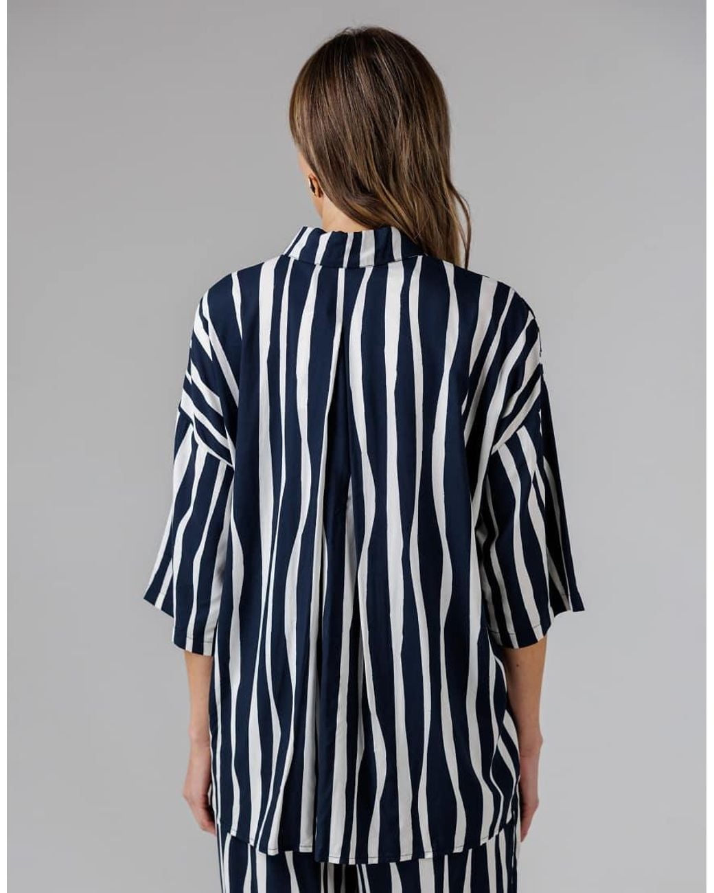 French Connection Gray Vertical Stripe Oversized Button-Up 3/4 Length Sleeve Shirt