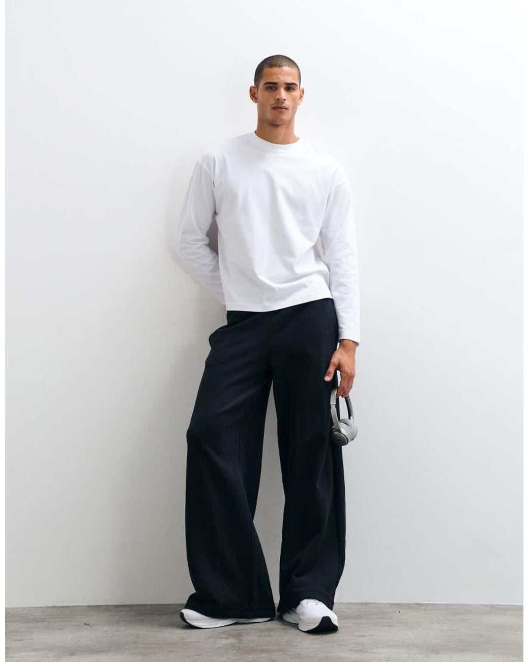4505 White Heavyweight Cotton Shrunken Boxy Fit Long Sleeve T-shirt With Quick Dry Finish for men