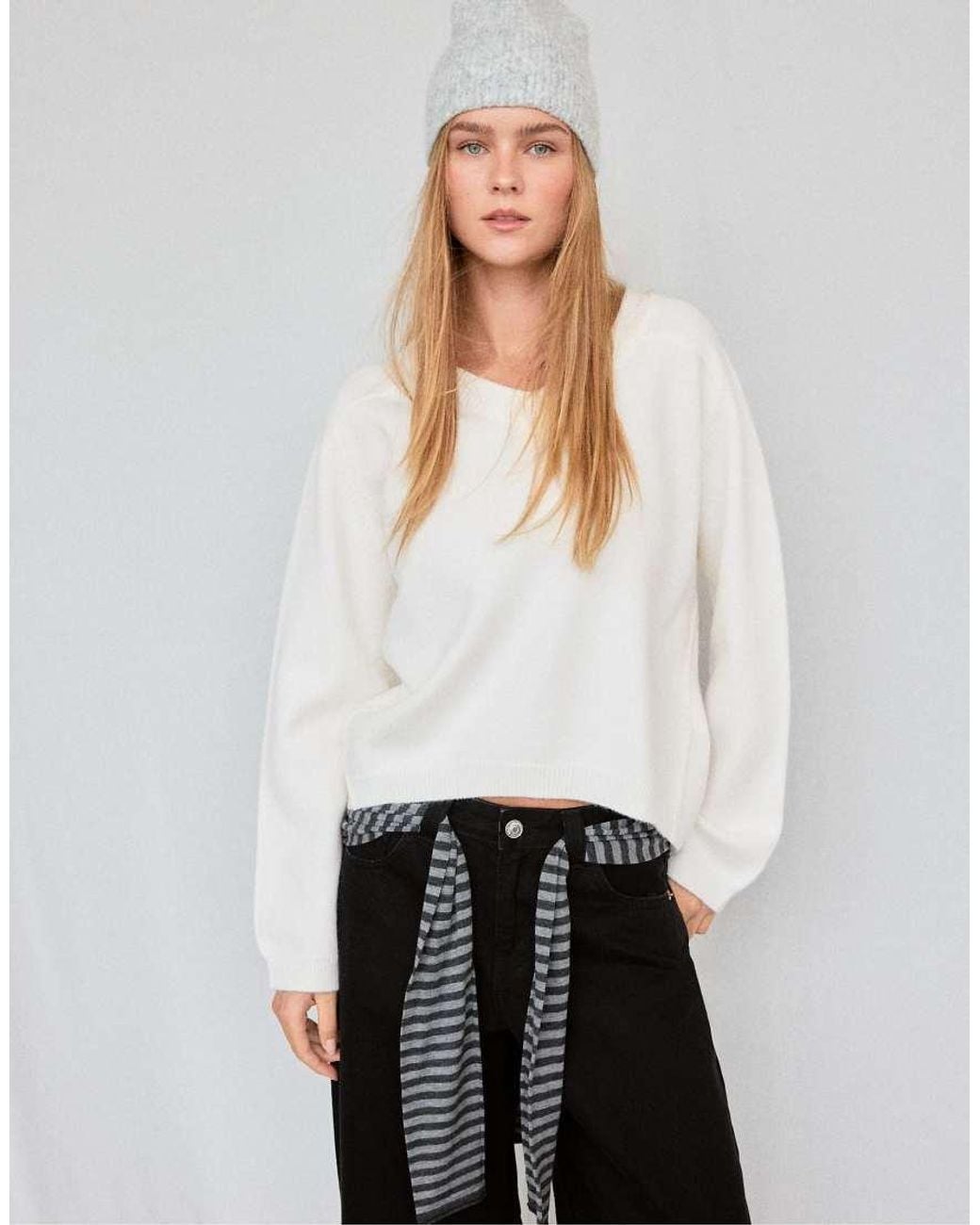 Stradivarius White Basic V-neck Knit Jumper