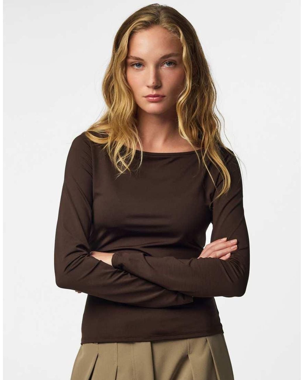 Pieces Melly Jersey Slim-Fit Top Met Boothals, Lange Mouwen En Stretch in het Brown