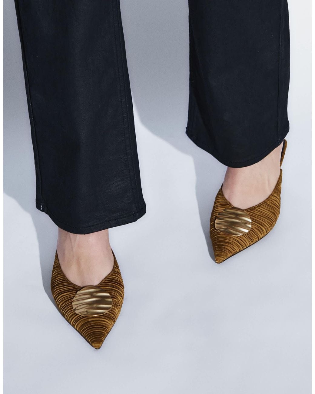 ASOS Surprise Wavy Trim Detail Pointed Kitten Heeled Mules in Blue | Lyst