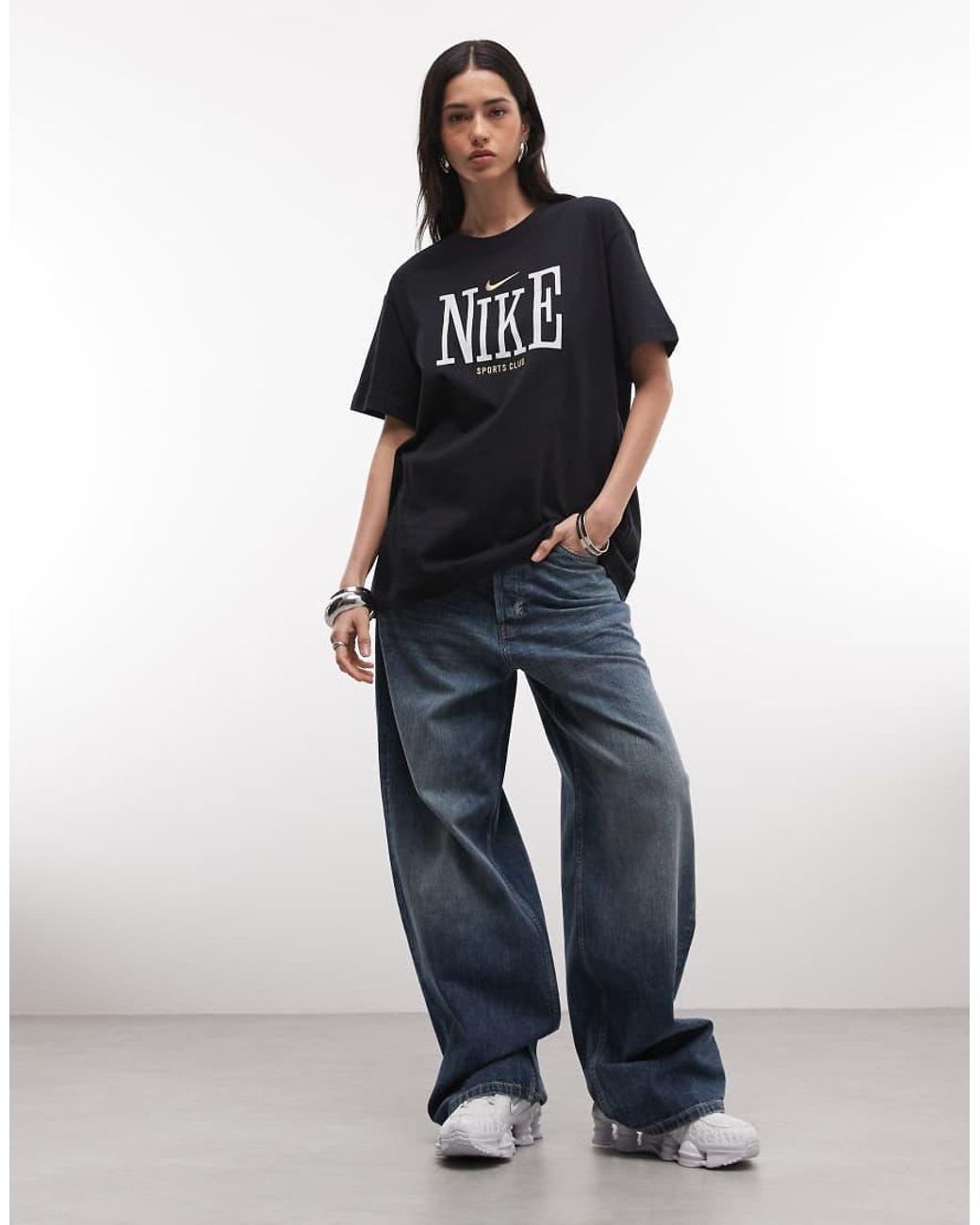 Nike Black Classic Oversized Graphic T-shirt