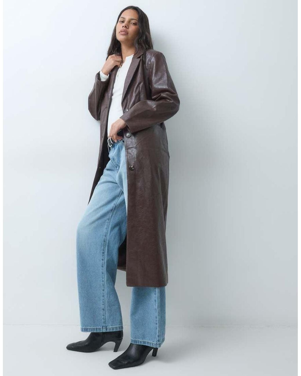 Trench Maxi Elegante di Object in Blue