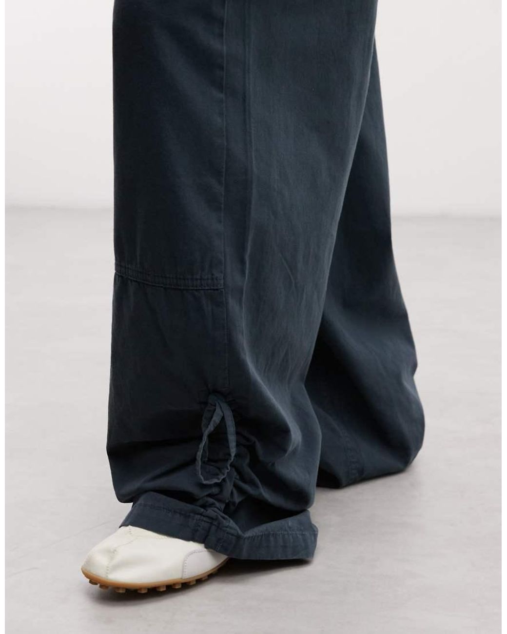Pantalón Parachute Collusion de color Gray
