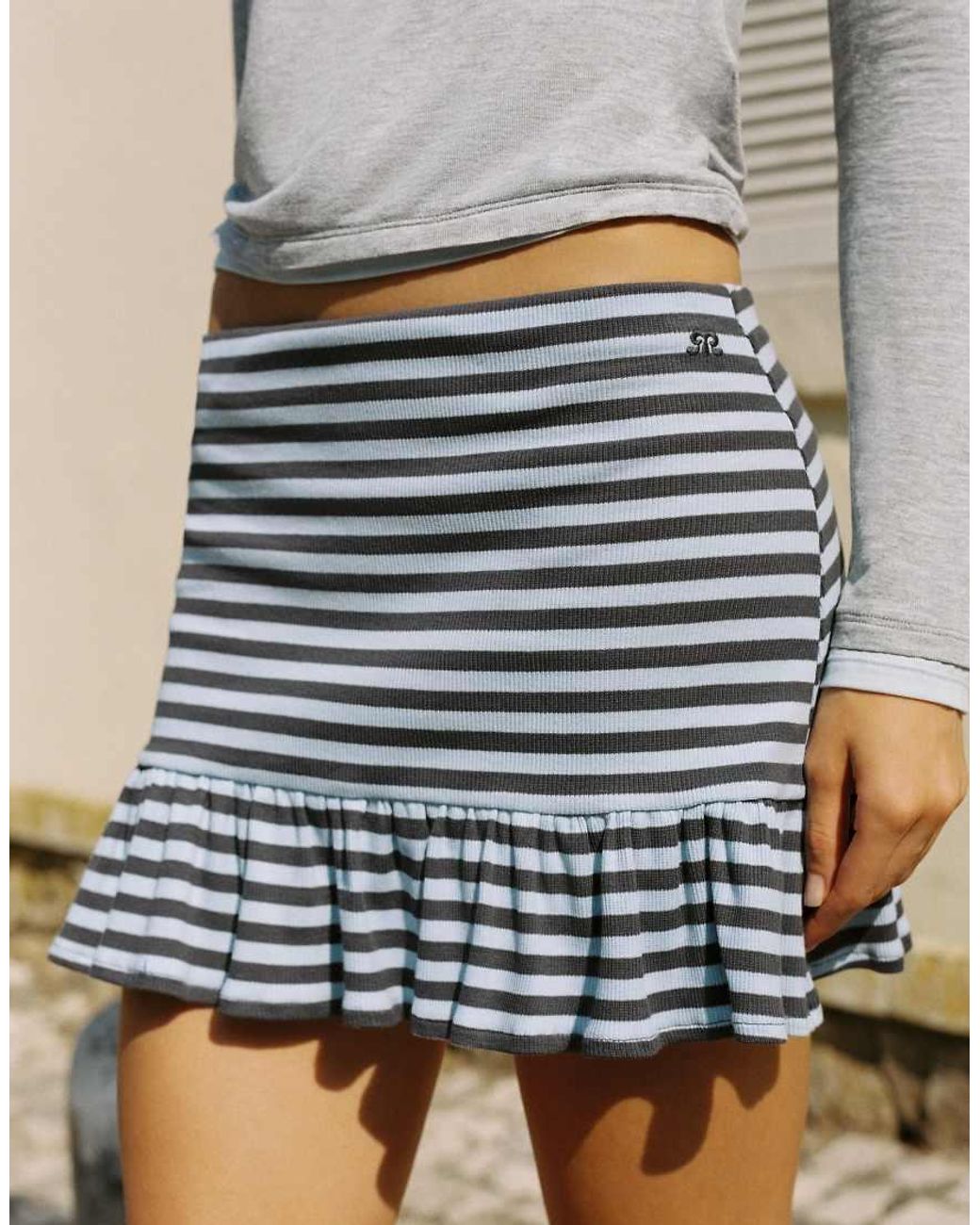 Pull&Bear Gray Striped Ruffle Mini Skirt