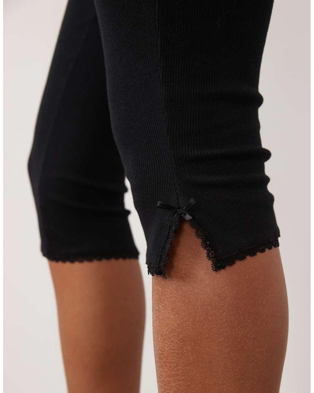 Miss Selfridge Natural Capris Pant With Split Bow Hem