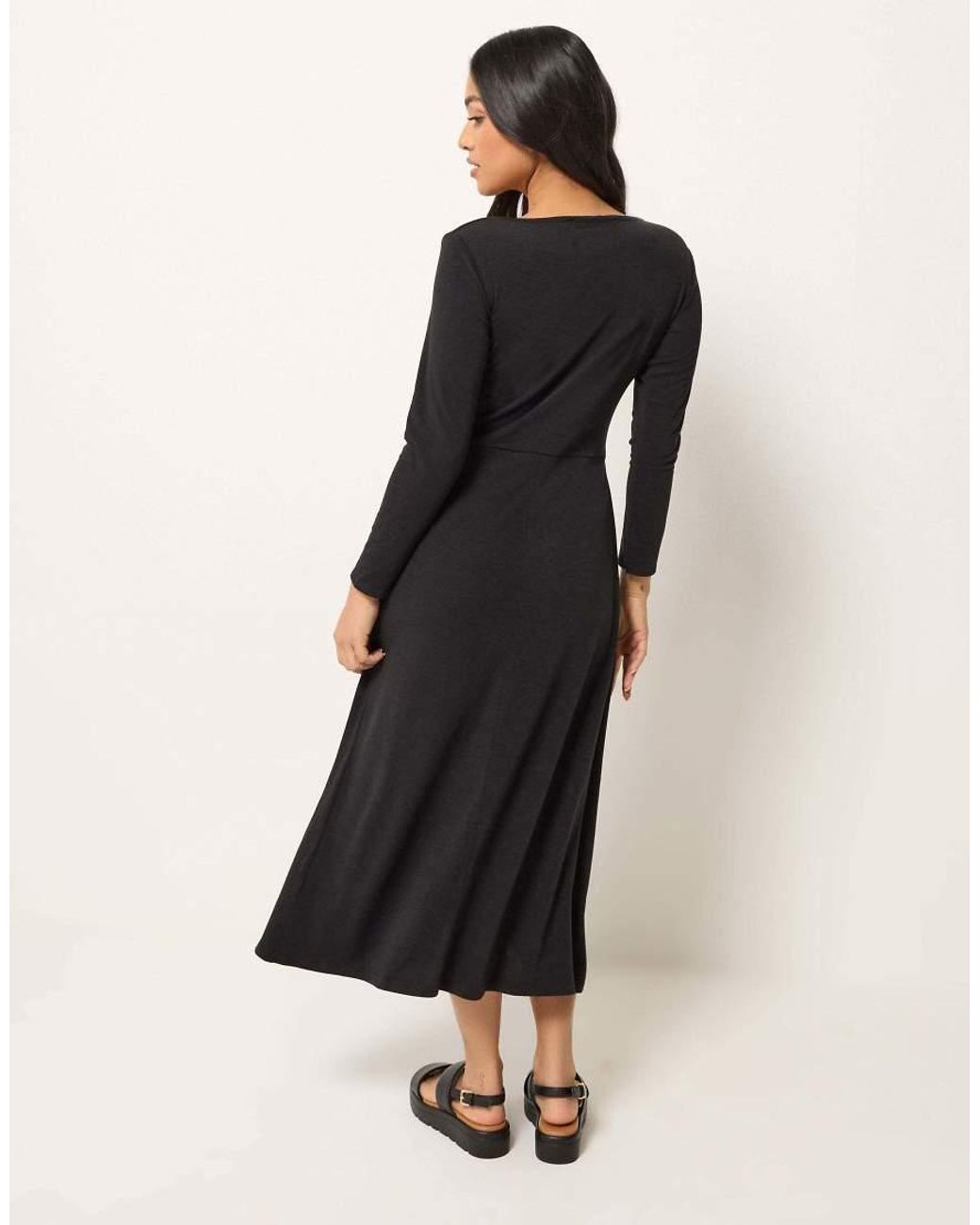 PixieGirl Black Petite Scoop Neck Midi Dress