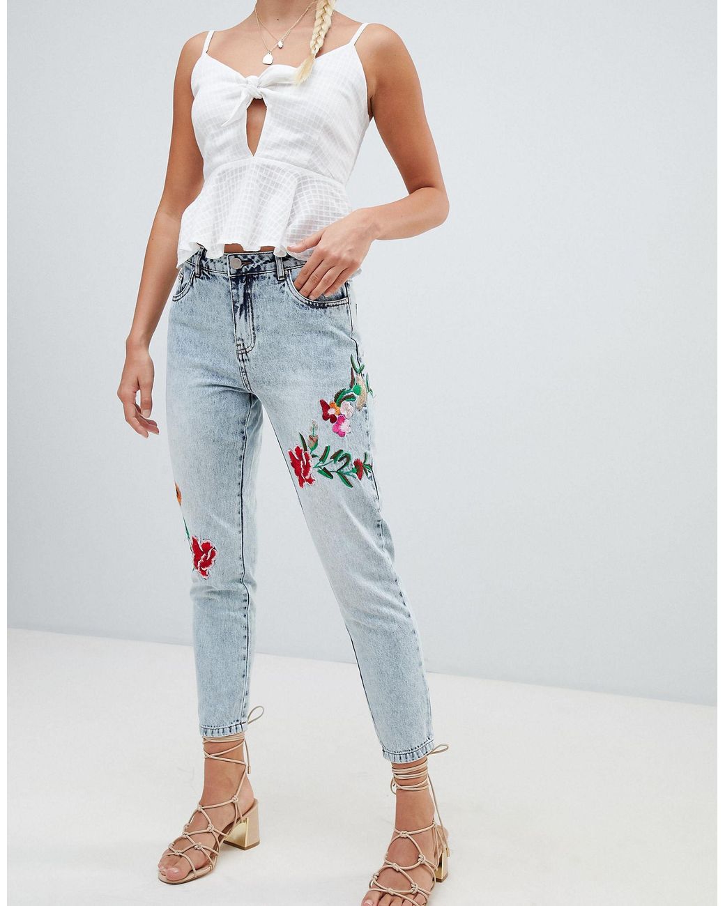 ONLY – Tonni – Jeans mit Blumenstickerei in Blau | Lyst DE