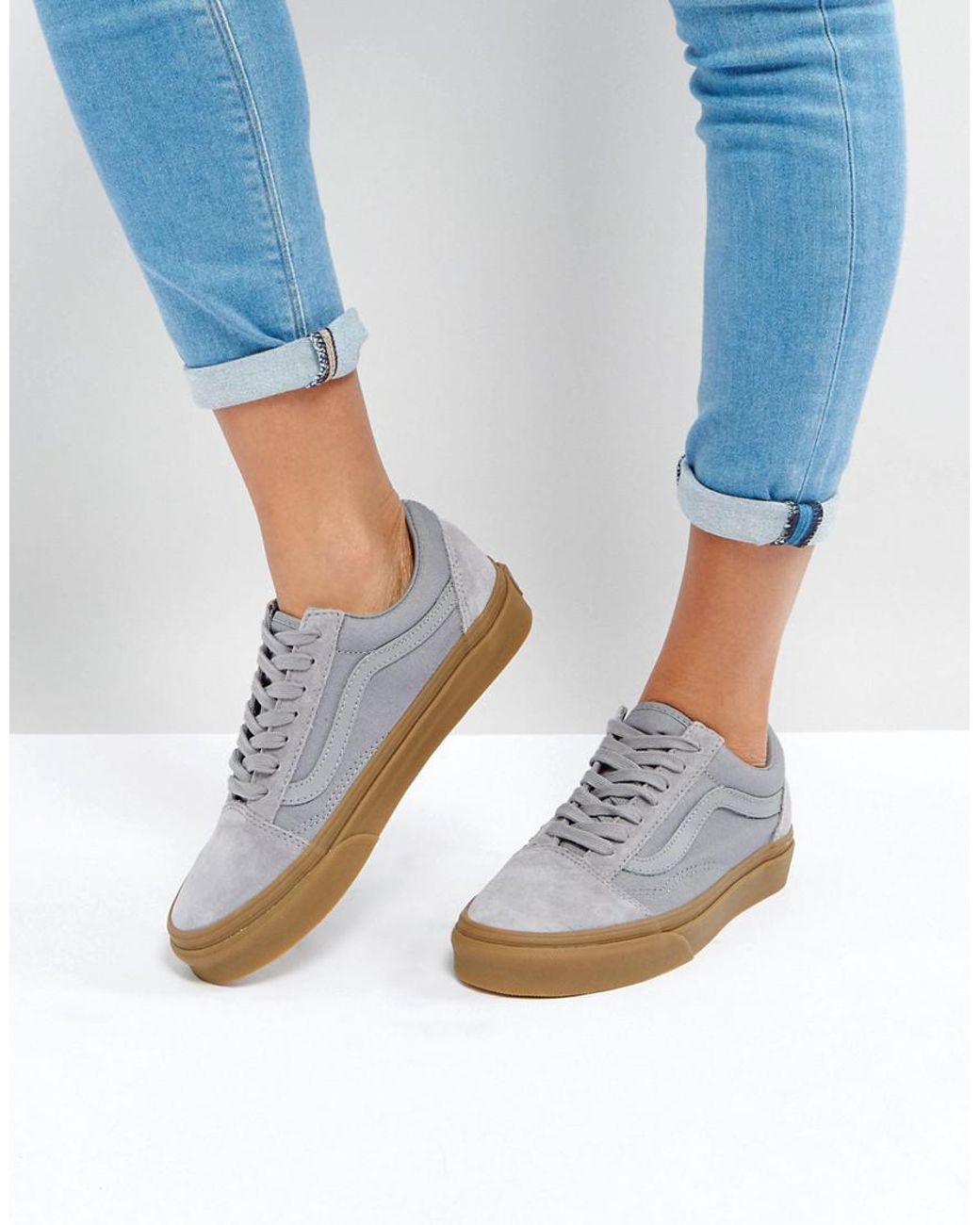 Vans Suede Old Skool Trainers In Grey With Gum Sole in Grey | Lyst UK