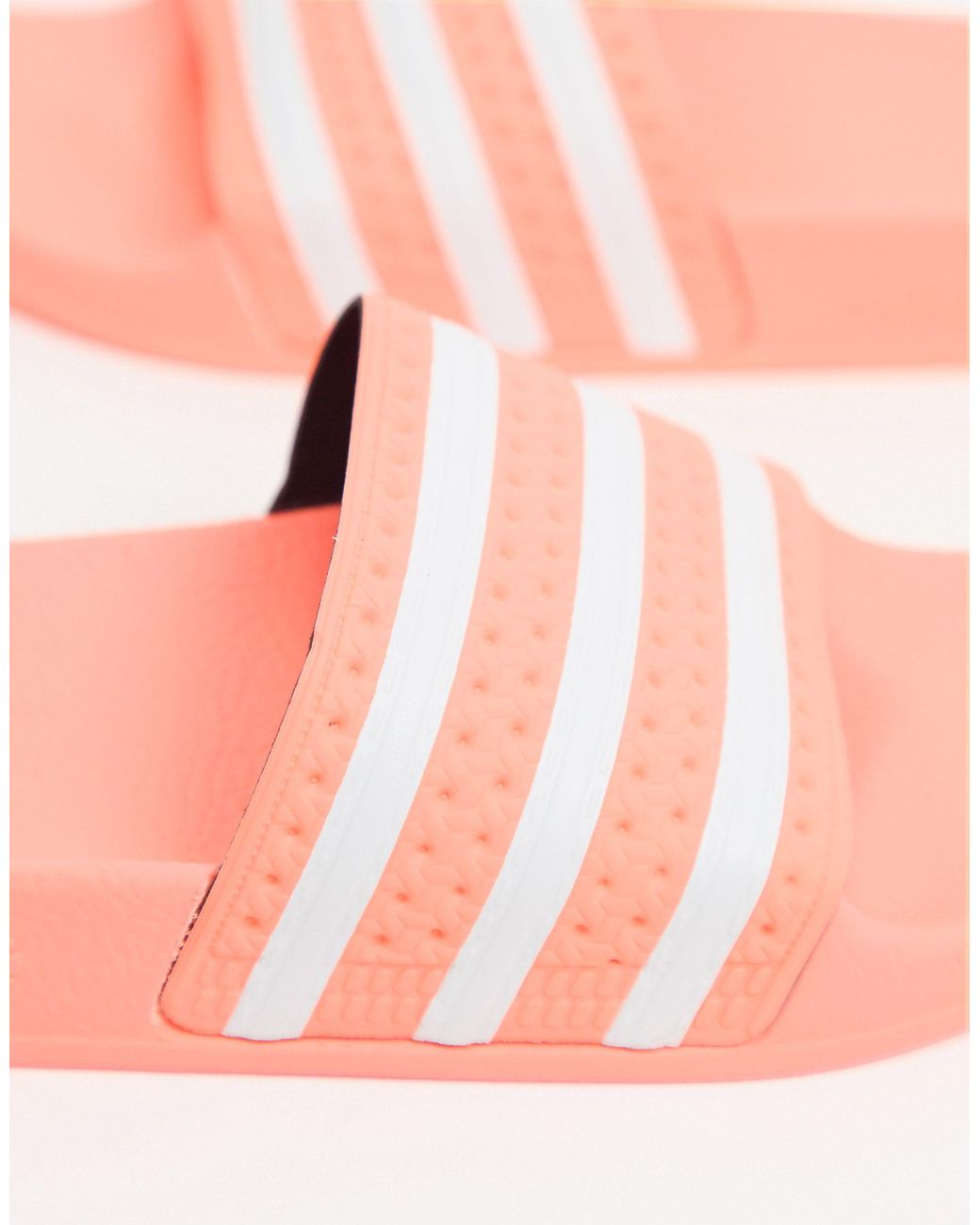 adidas Originals Adilette Slides in Pink - Lyst