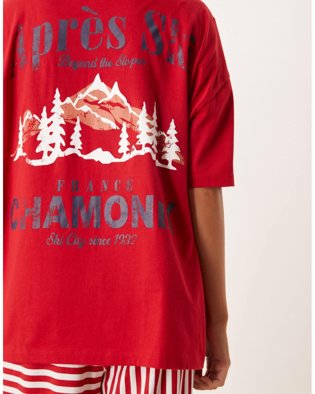 ASOS Red – pyjama aus oversize-t-shirt mit "après ski"-grafikprint und hose mit weitem bein